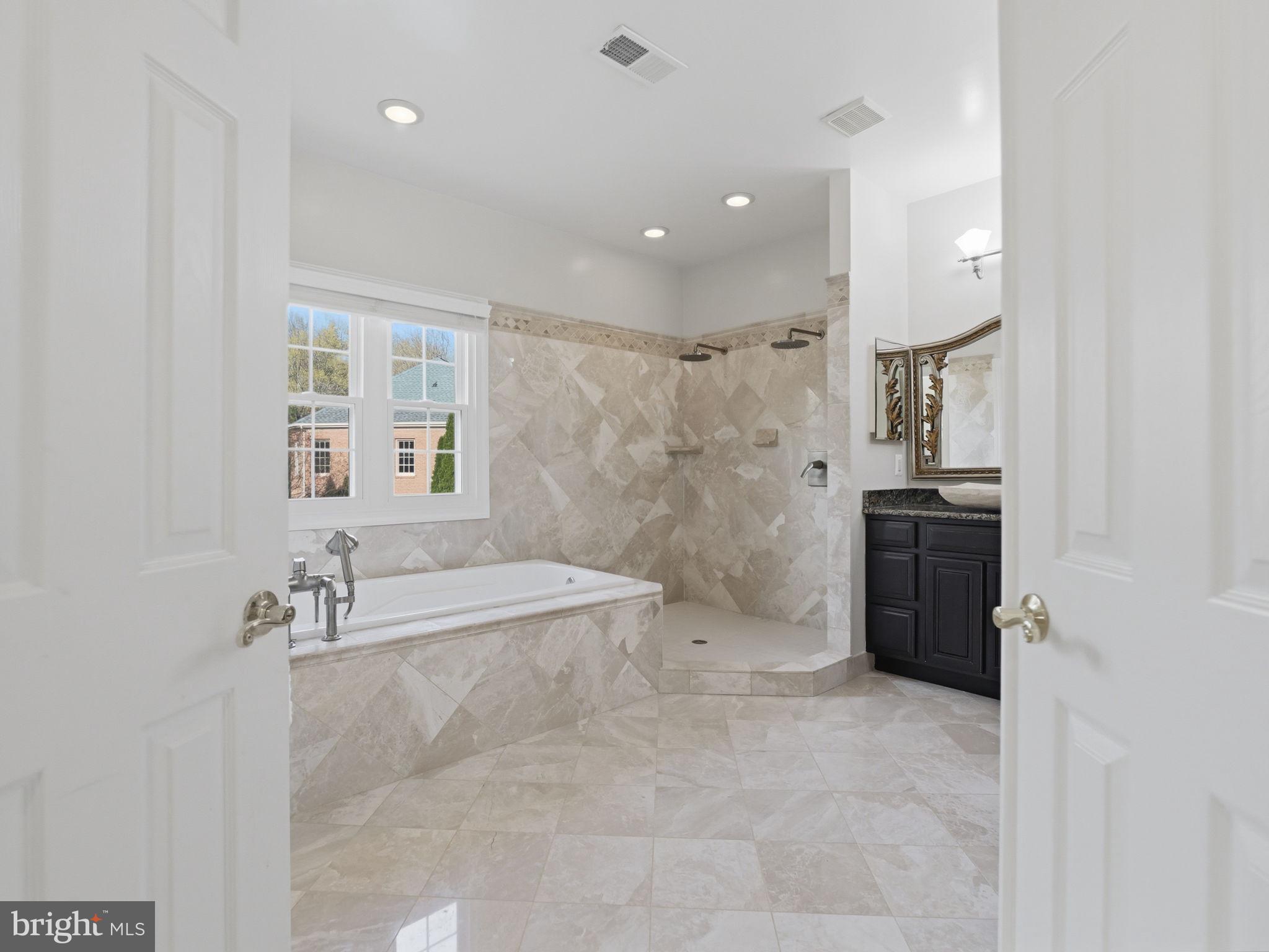 FARRCROFT - Residential