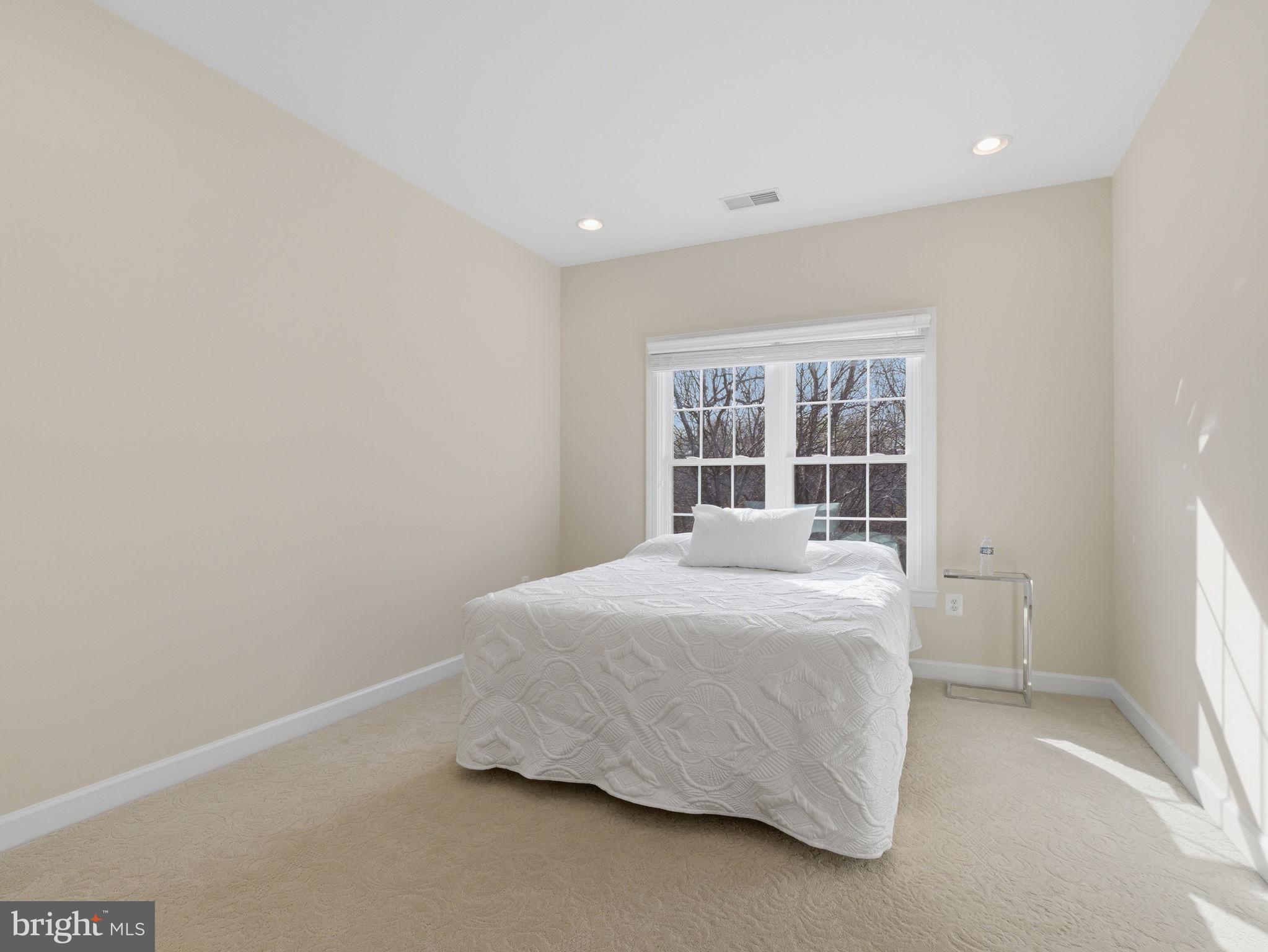 FARRCROFT - Residential