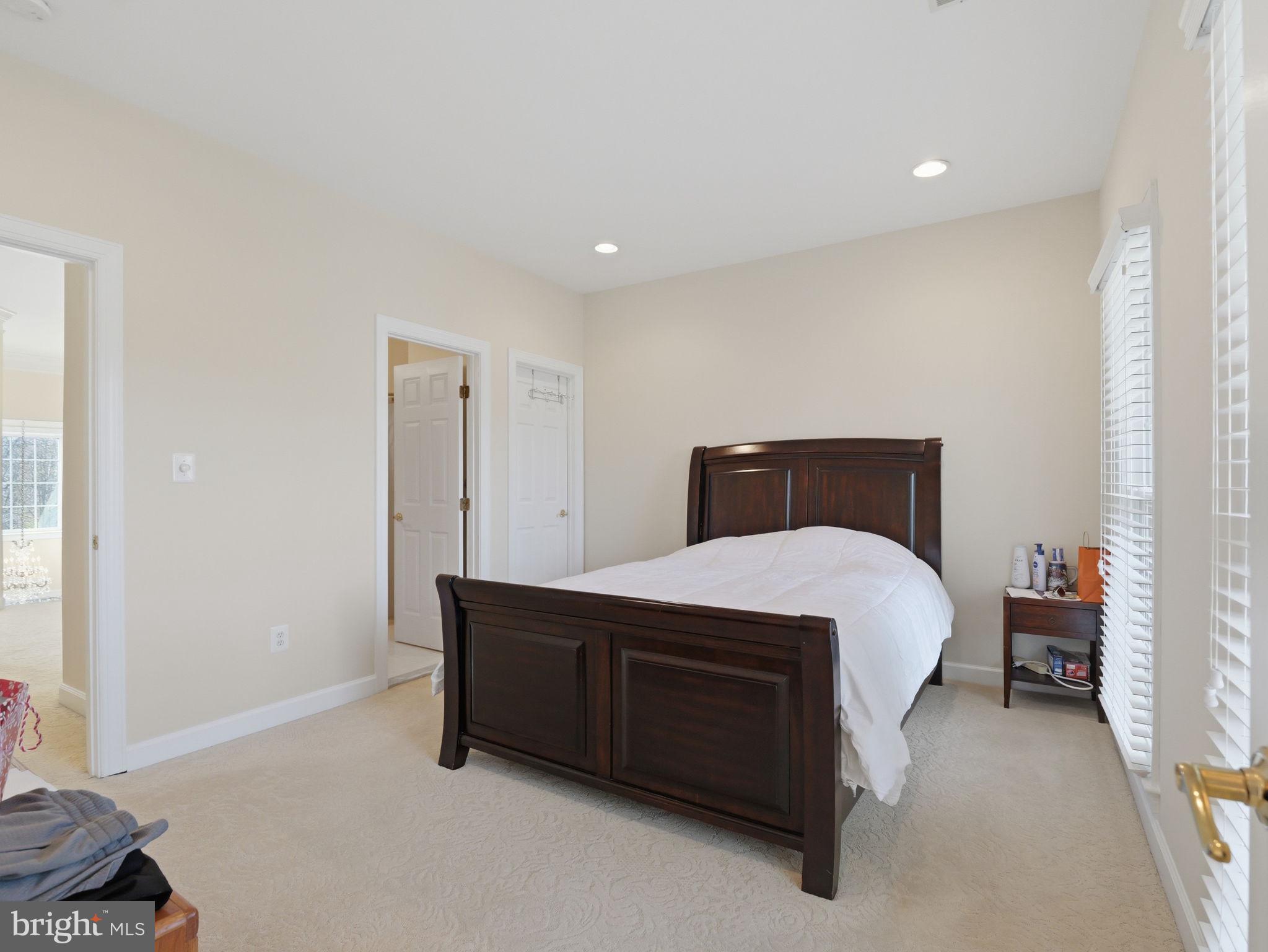 FARRCROFT - Residential