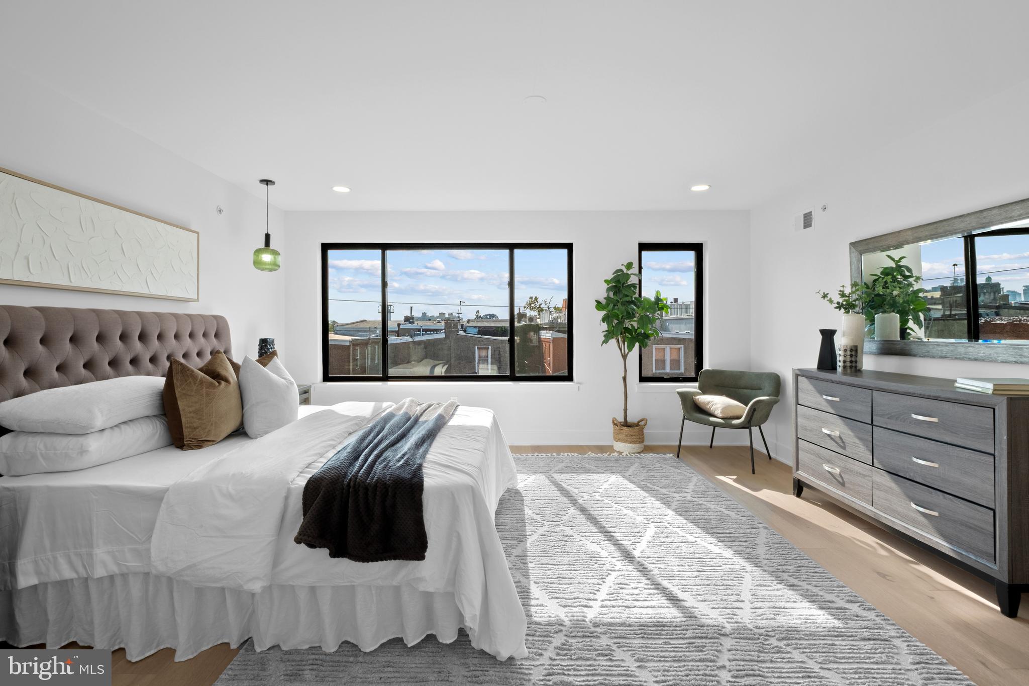 FAIRMOUNT - Residential