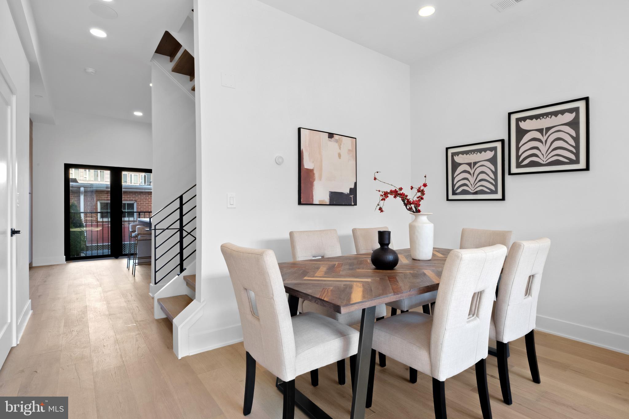 FAIRMOUNT - Residential