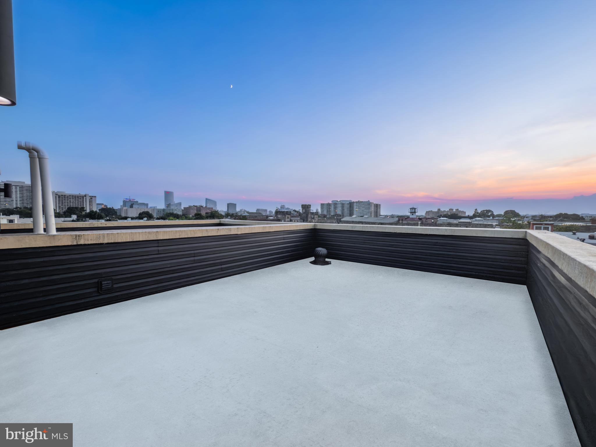 FAIRMOUNT - Residential