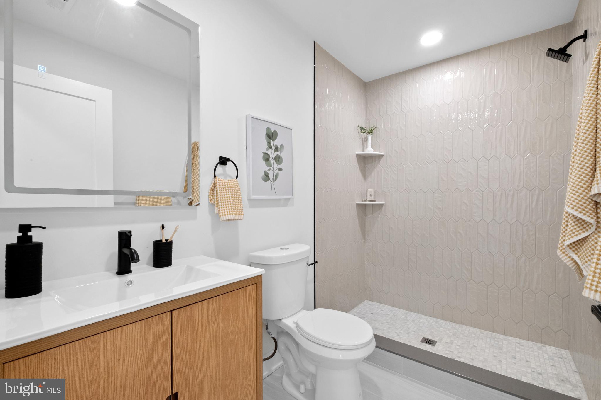 FAIRMOUNT - Residential