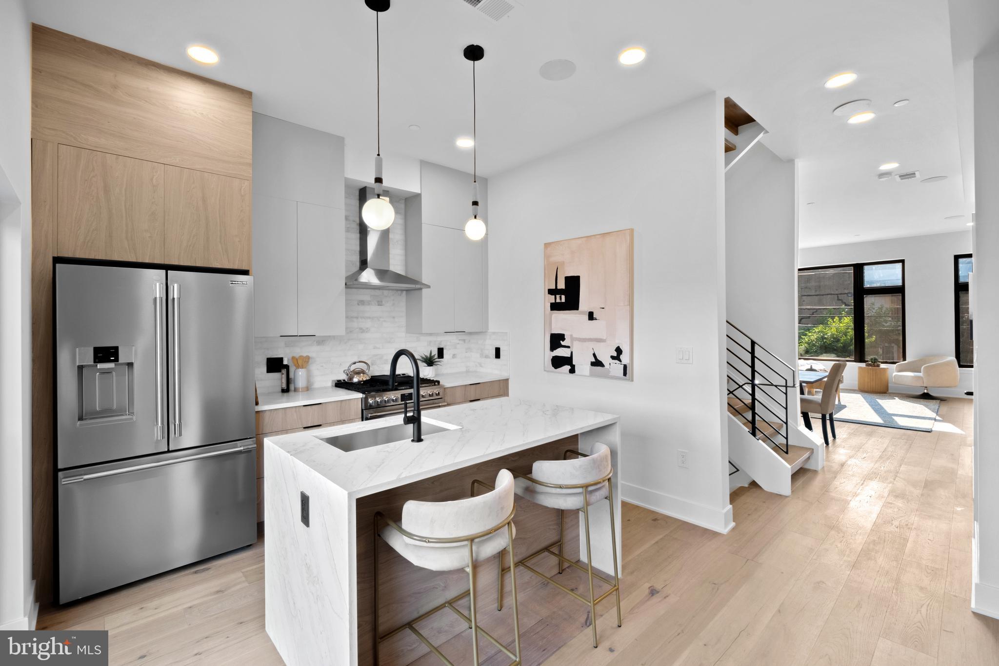 FAIRMOUNT - Residential