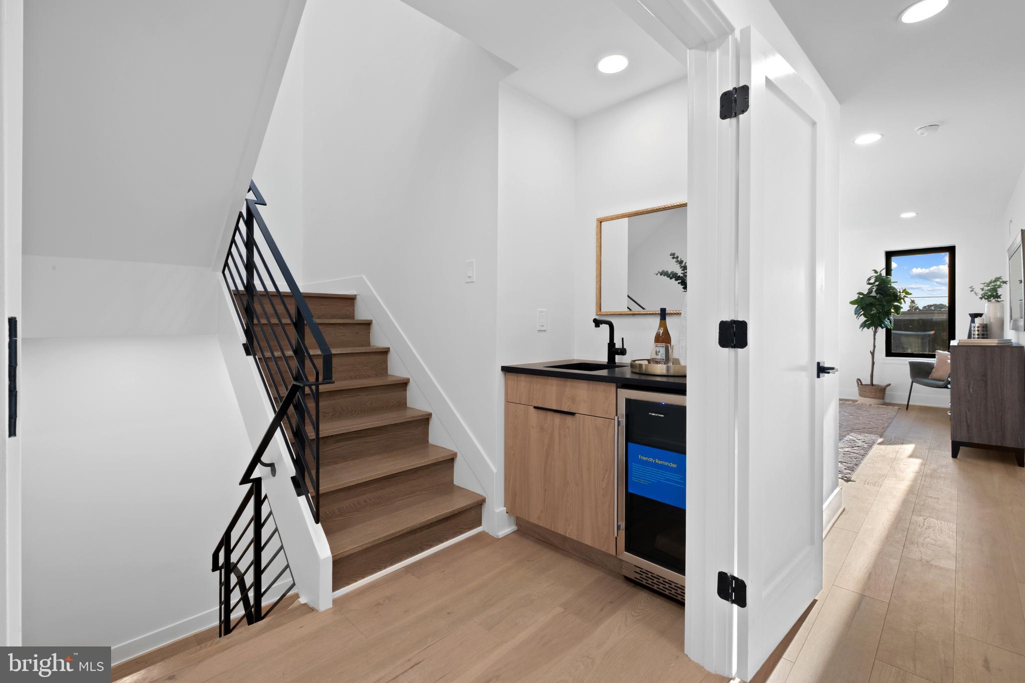 FAIRMOUNT - Residential