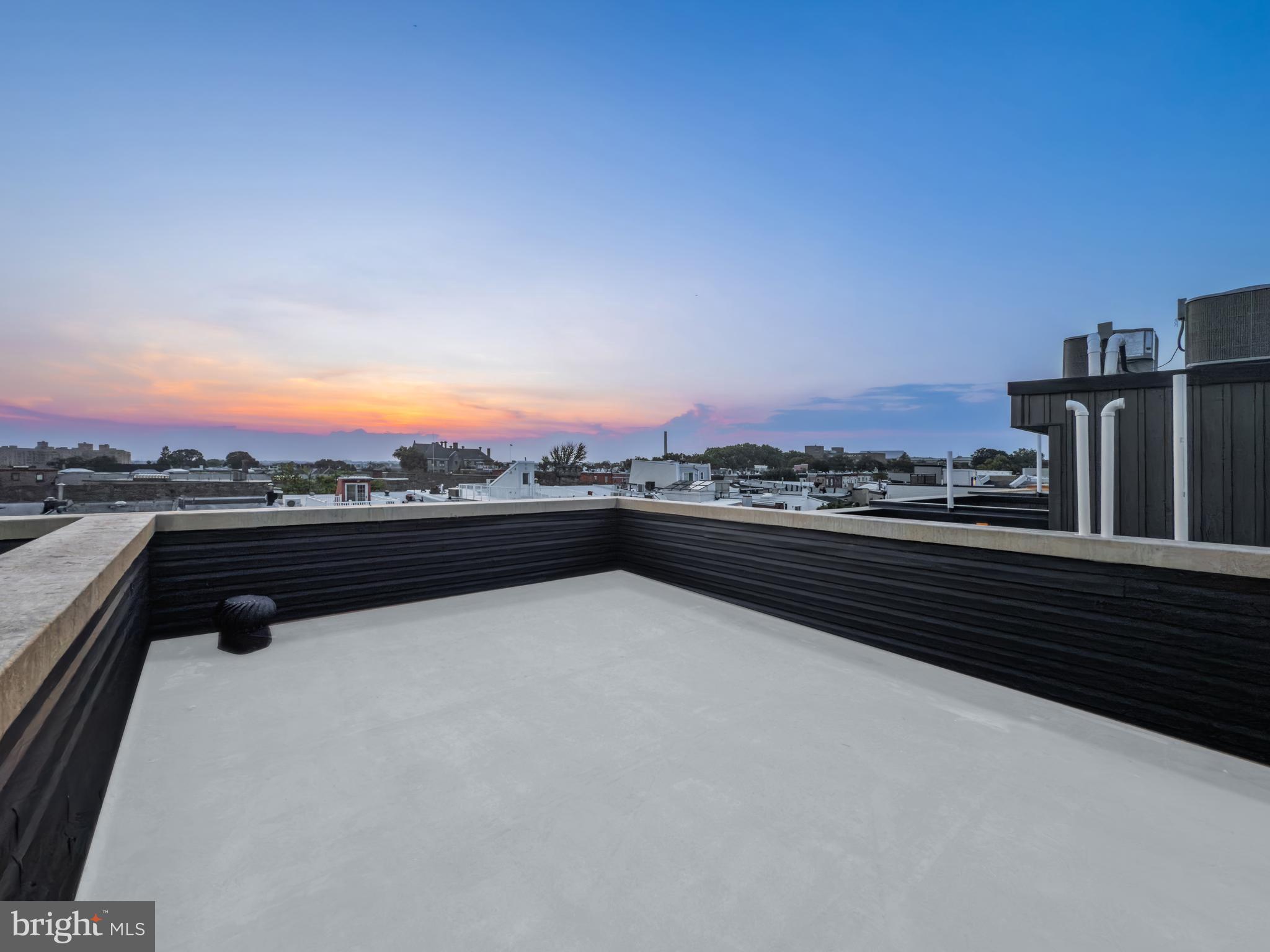 FAIRMOUNT - Residential