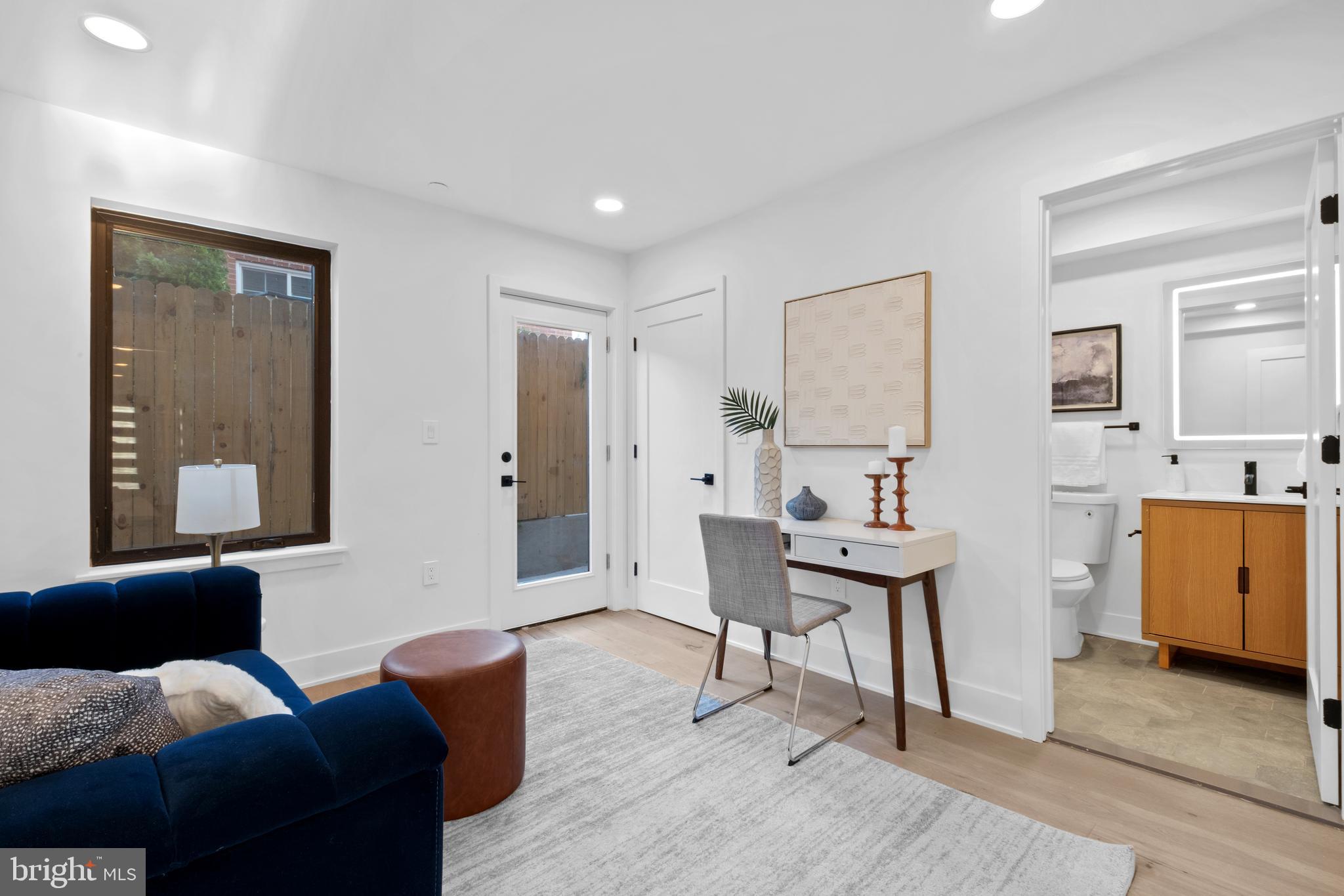 FAIRMOUNT - Residential