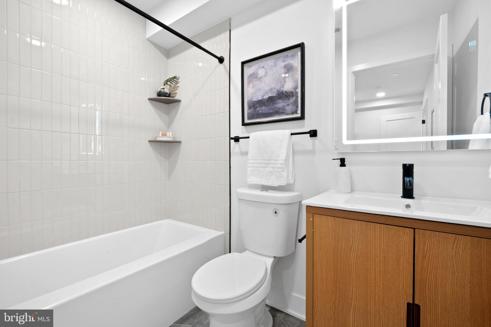 FAIRMOUNT - Residential