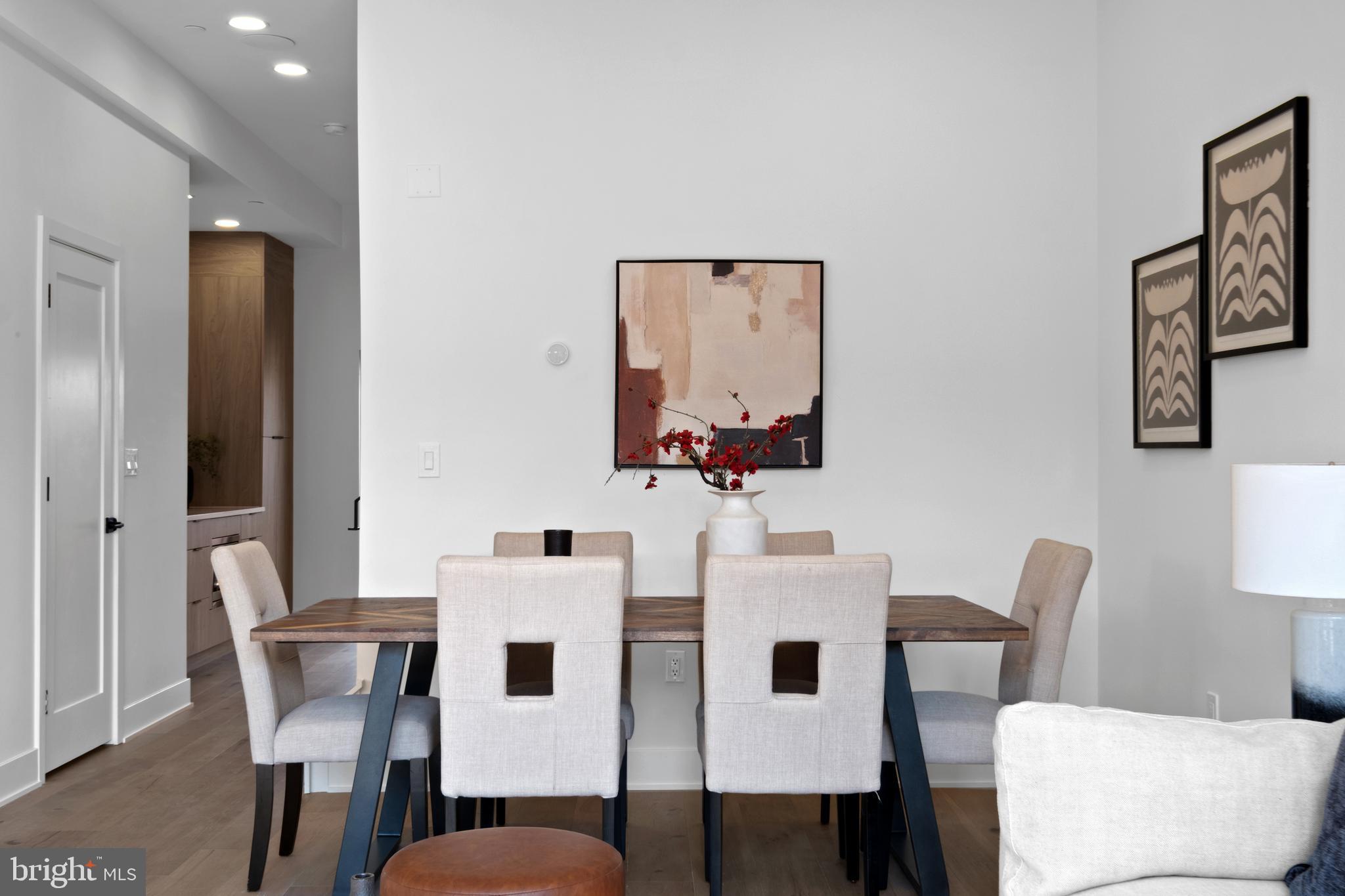 FAIRMOUNT - Residential