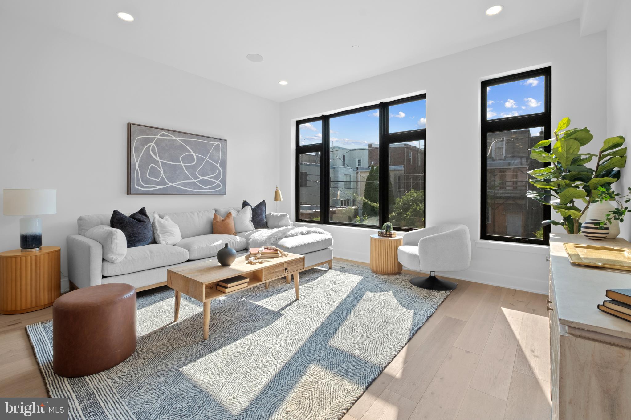 FAIRMOUNT - Residential