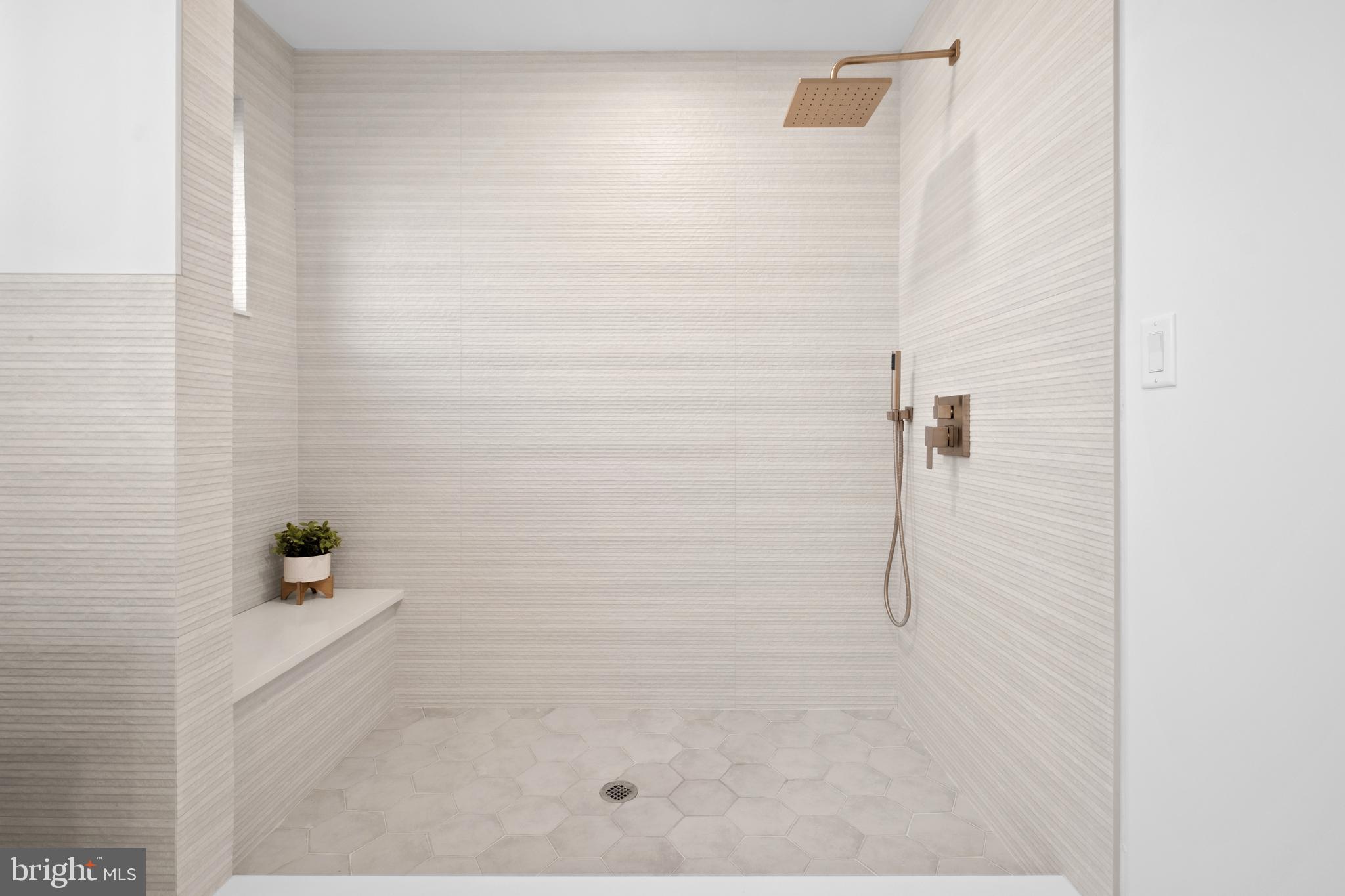 FAIRMOUNT - Residential