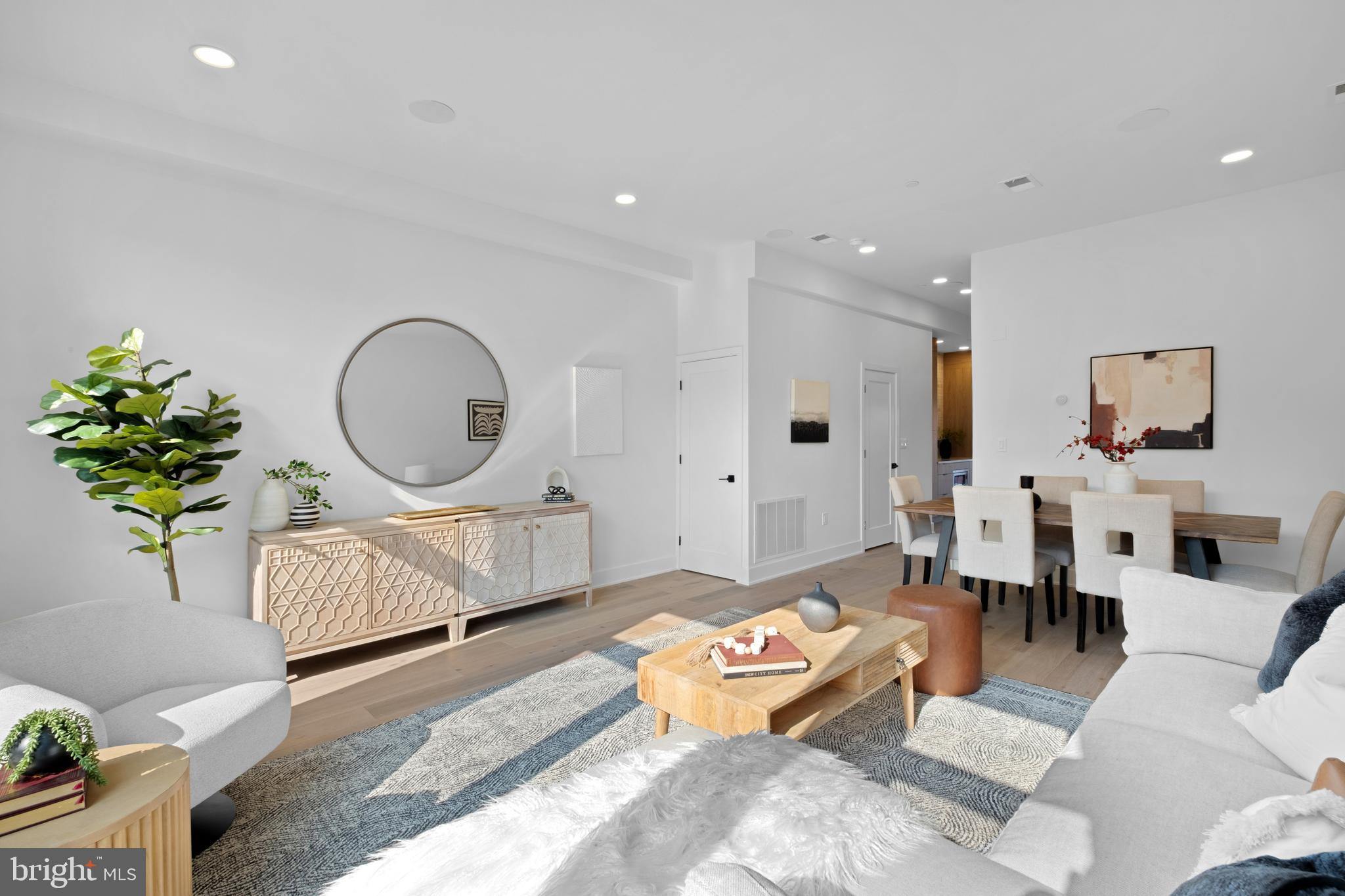 FAIRMOUNT - Residential