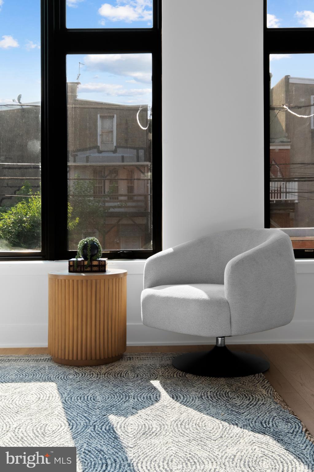 FAIRMOUNT - Residential