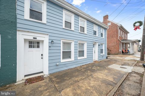 Multifamily For Sale - 227-229 Main Street<br/> NEW WINDSOR, MD 21776