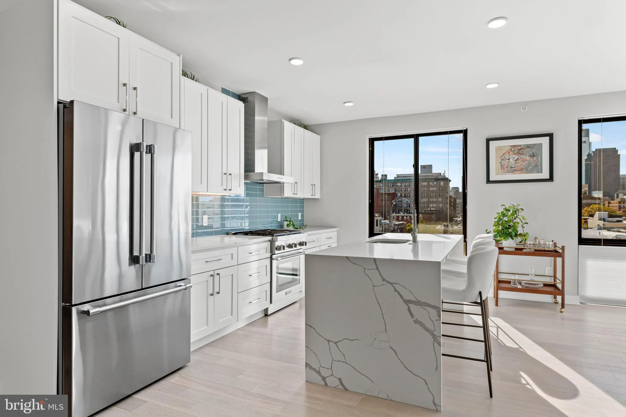 Philadelphia, Pennsylvania 19130, United States, 2 Bedrooms Bedrooms, ,2 BathroomsBathrooms,Residential,Active,242665