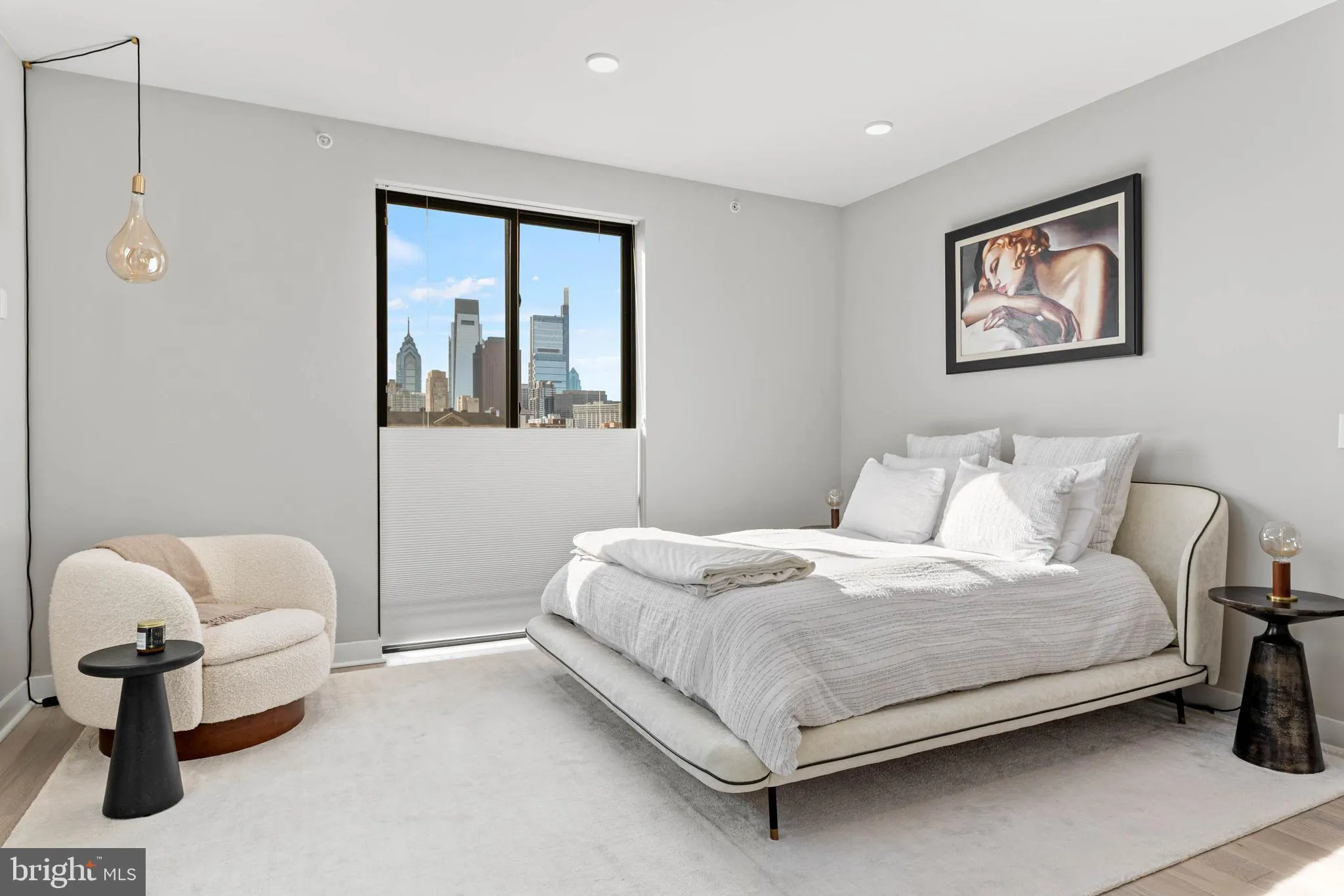 Philadelphia, Pennsylvania 19130, United States, 2 Bedrooms Bedrooms, ,2 BathroomsBathrooms,Residential,Active,242665