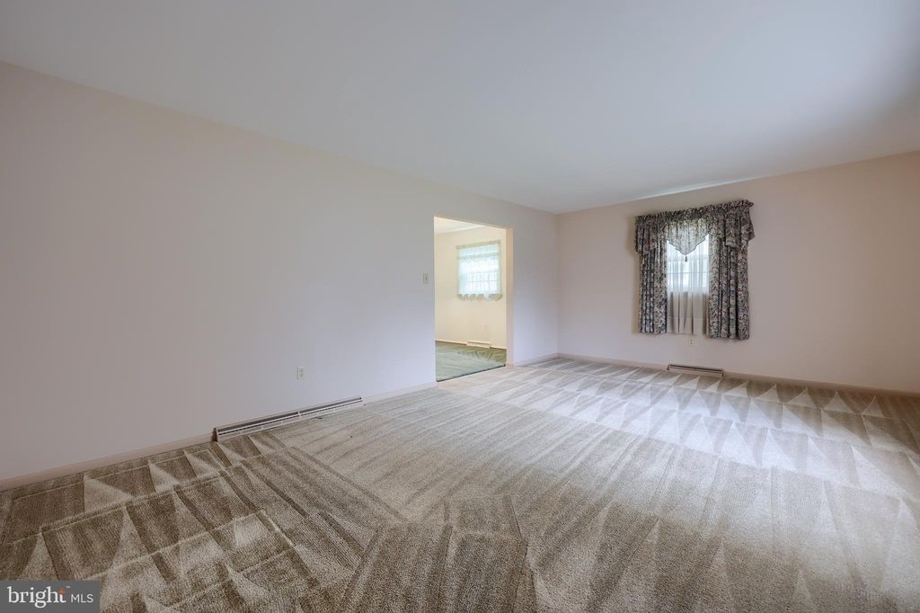 Photo of 1606 Ridgedale Drive, LANCASTER, PA 17601 (MLS # PALA2066104)