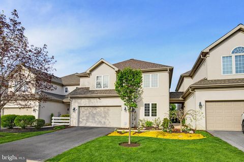 704 WOODFIELD DRIVE LITITZ PA 17543