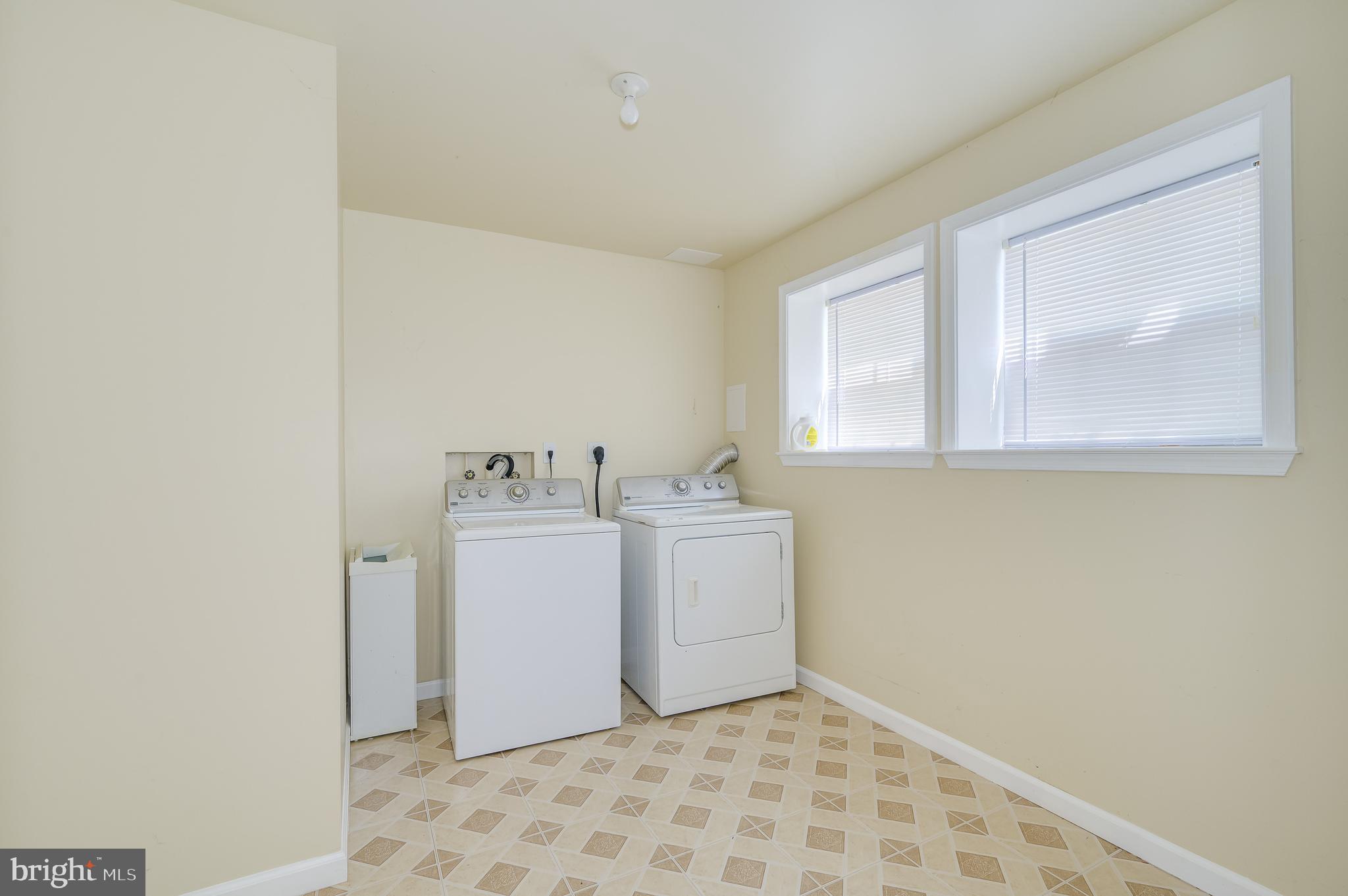 GREEN MEADOWS - Residential