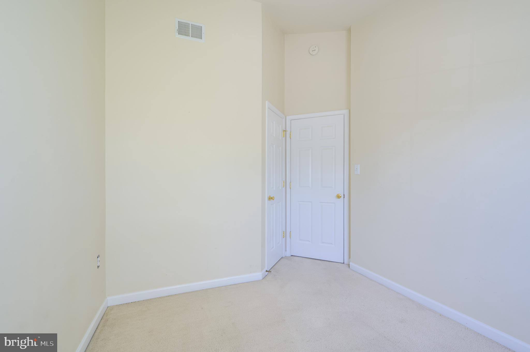 GREEN MEADOWS - Residential