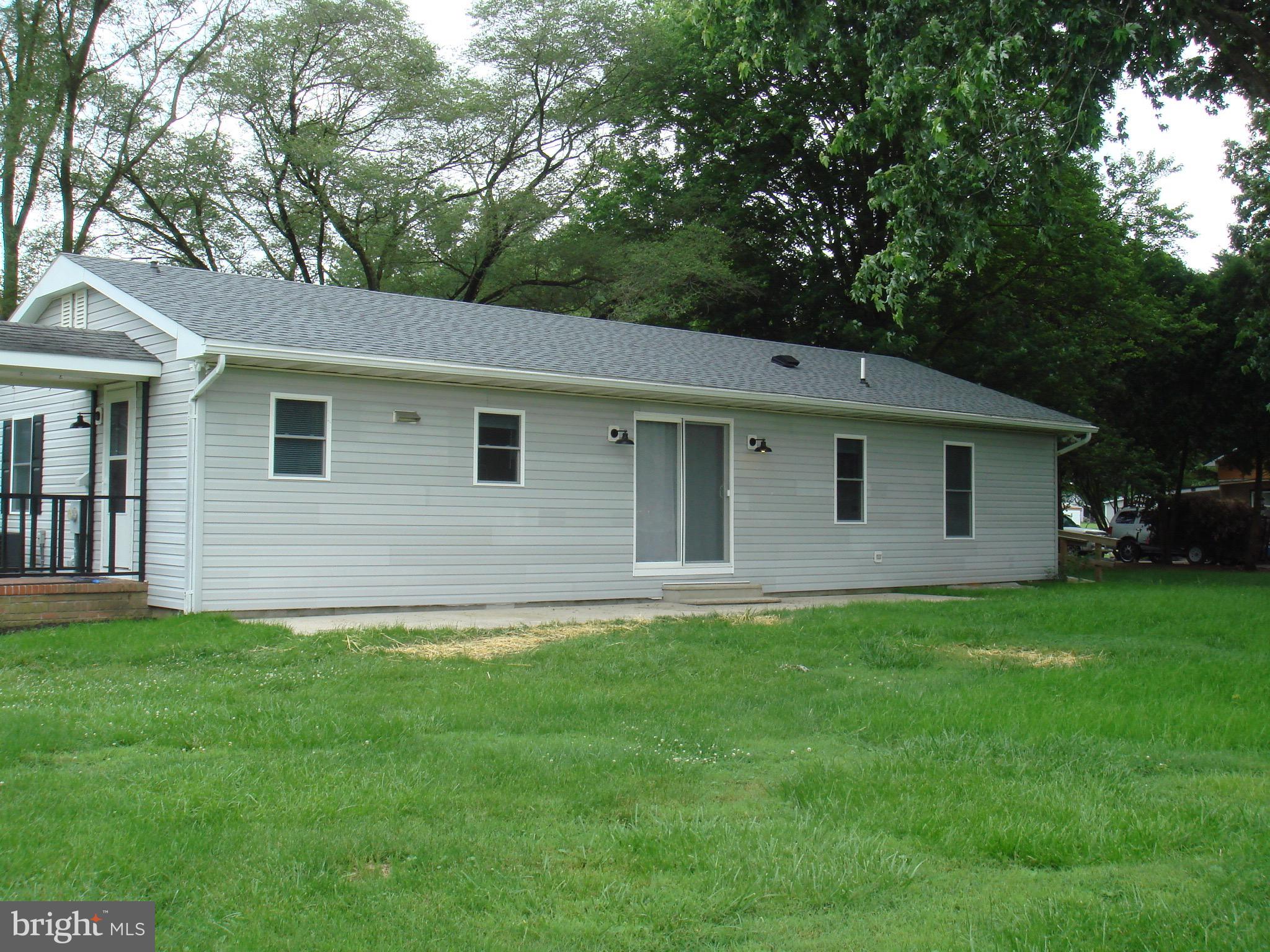 EASTON - Residential Lease