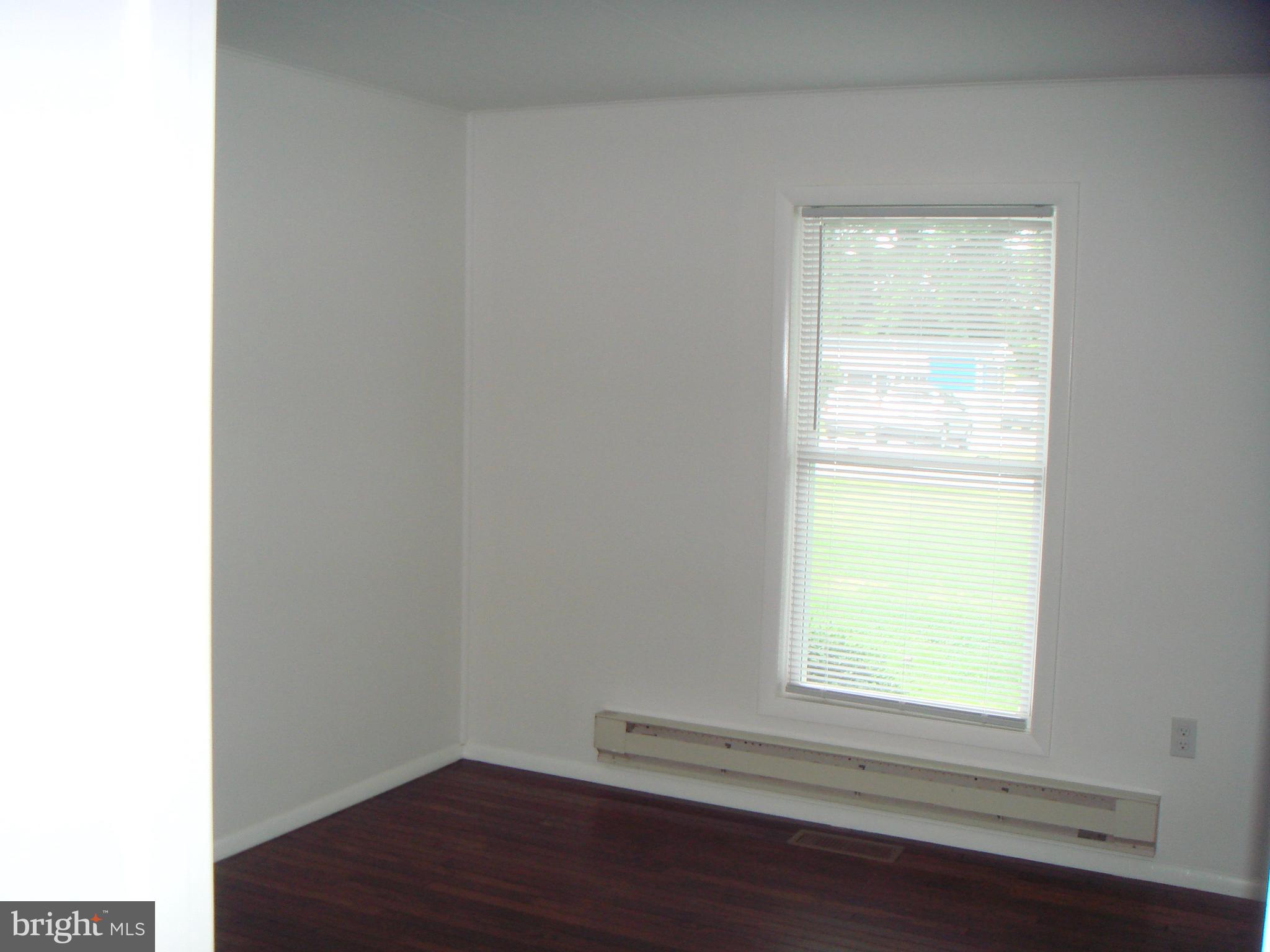 EASTON - Residential Lease