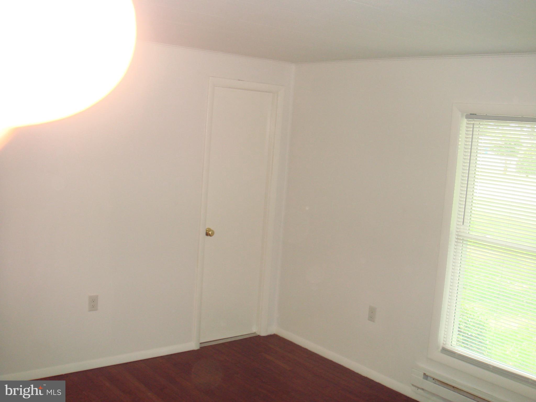 EASTON - Residential Lease