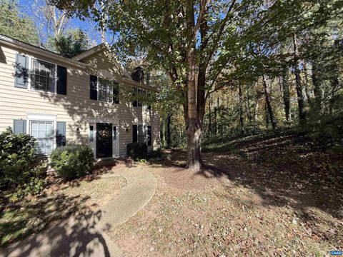 Townhouse For Sale - 1036 Huntwood Ln Ln<br/> Albemarle County, CHARLOTTESVILLE, VA 22901