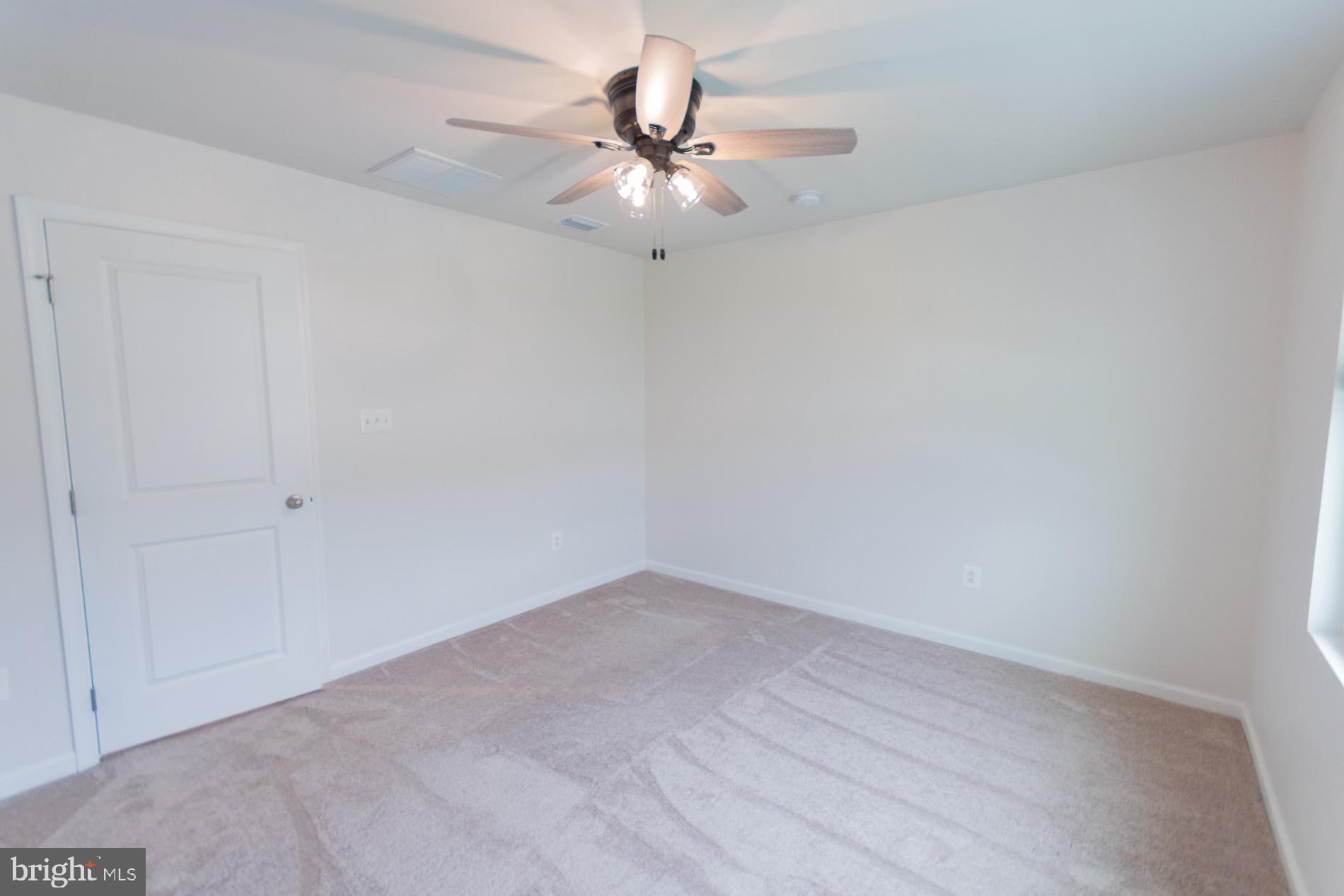 THE LAKES AT MARTINSBURG - Residential