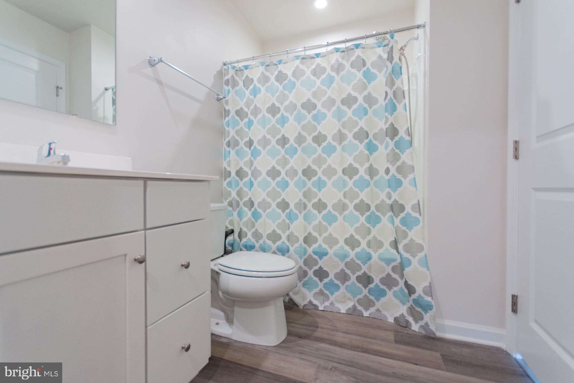 THE LAKES AT MARTINSBURG - Residential