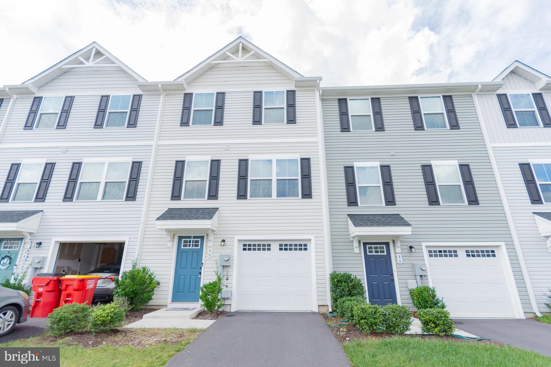 THE LAKES AT MARTINSBURG - Residential