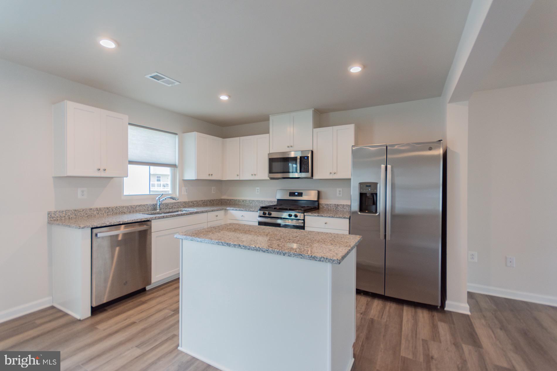 THE LAKES AT MARTINSBURG - Residential