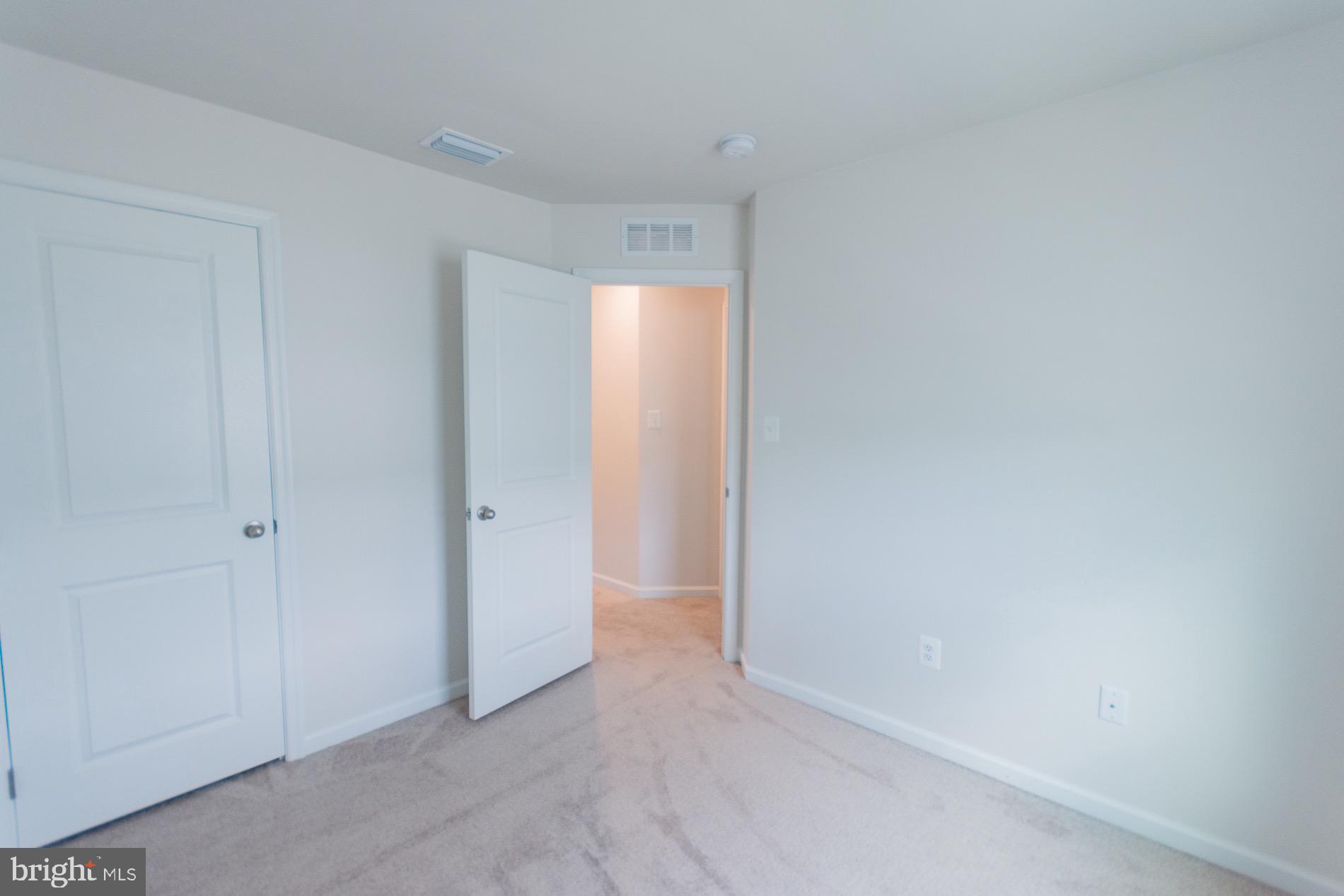 THE LAKES AT MARTINSBURG - Residential