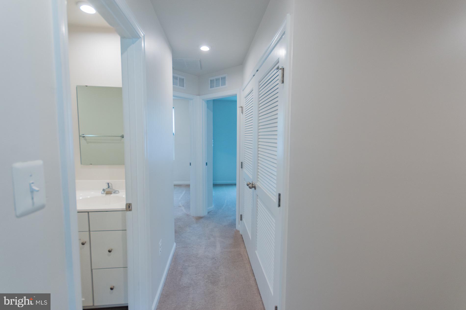 THE LAKES AT MARTINSBURG - Residential