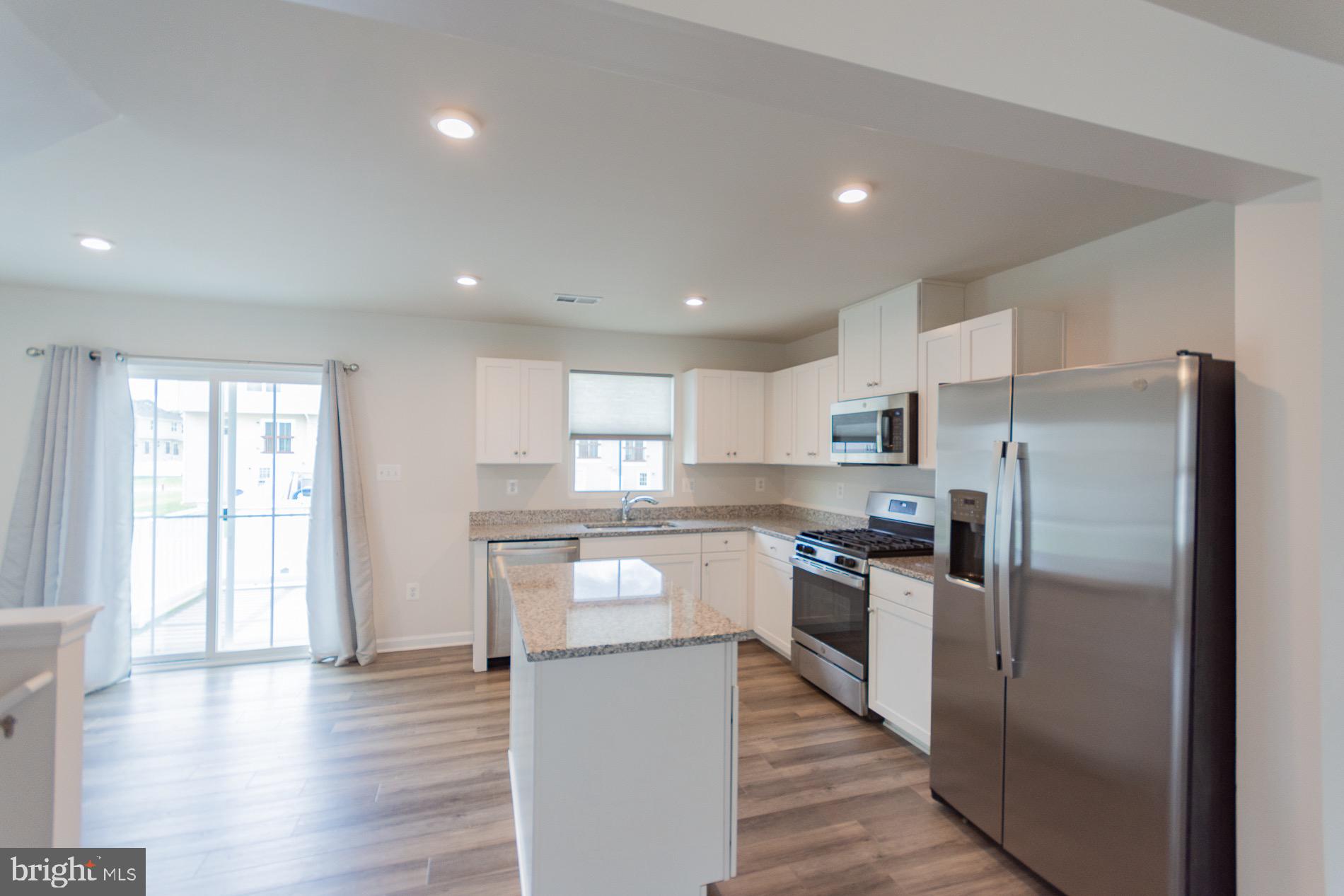 THE LAKES AT MARTINSBURG - Residential