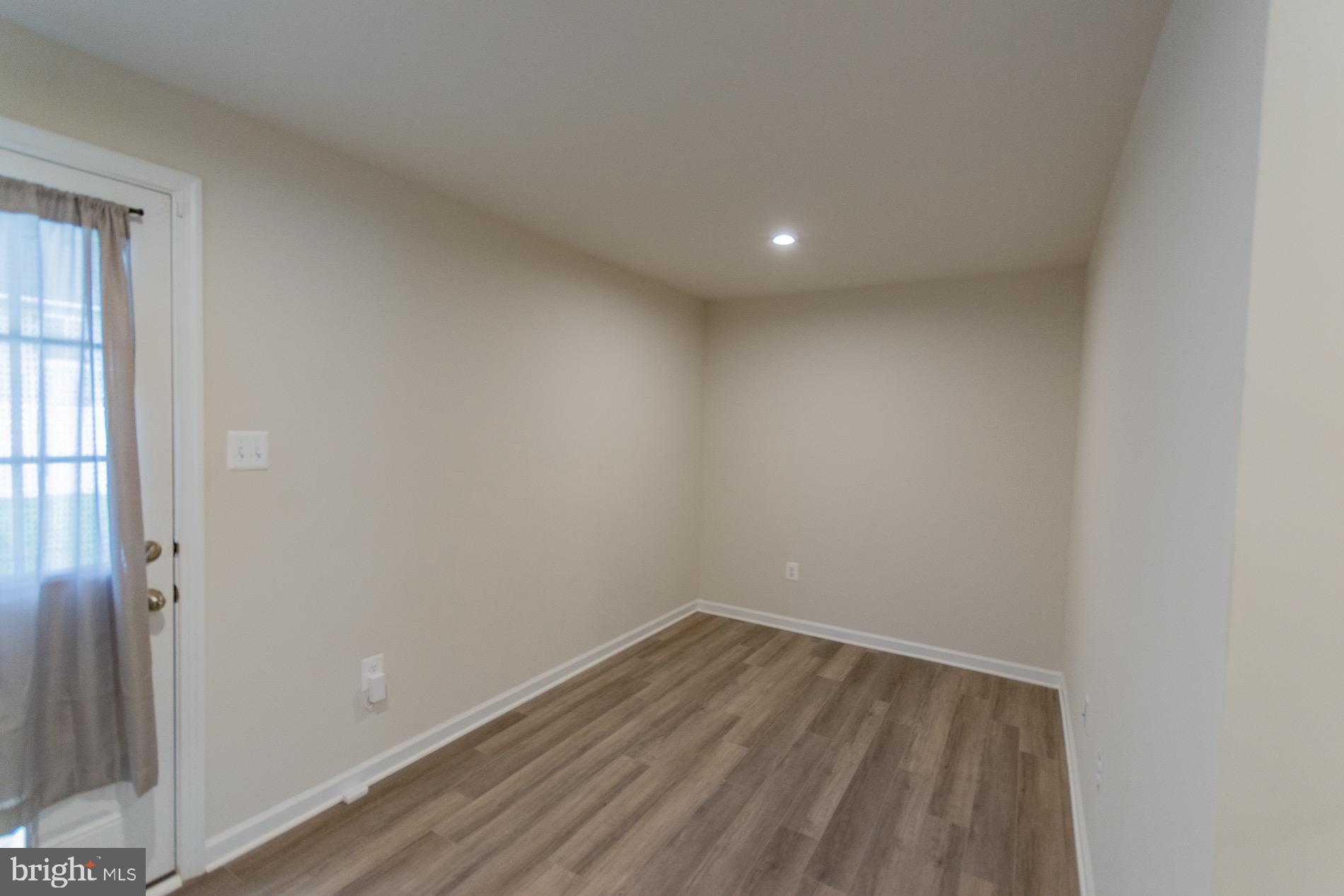 THE LAKES AT MARTINSBURG - Residential