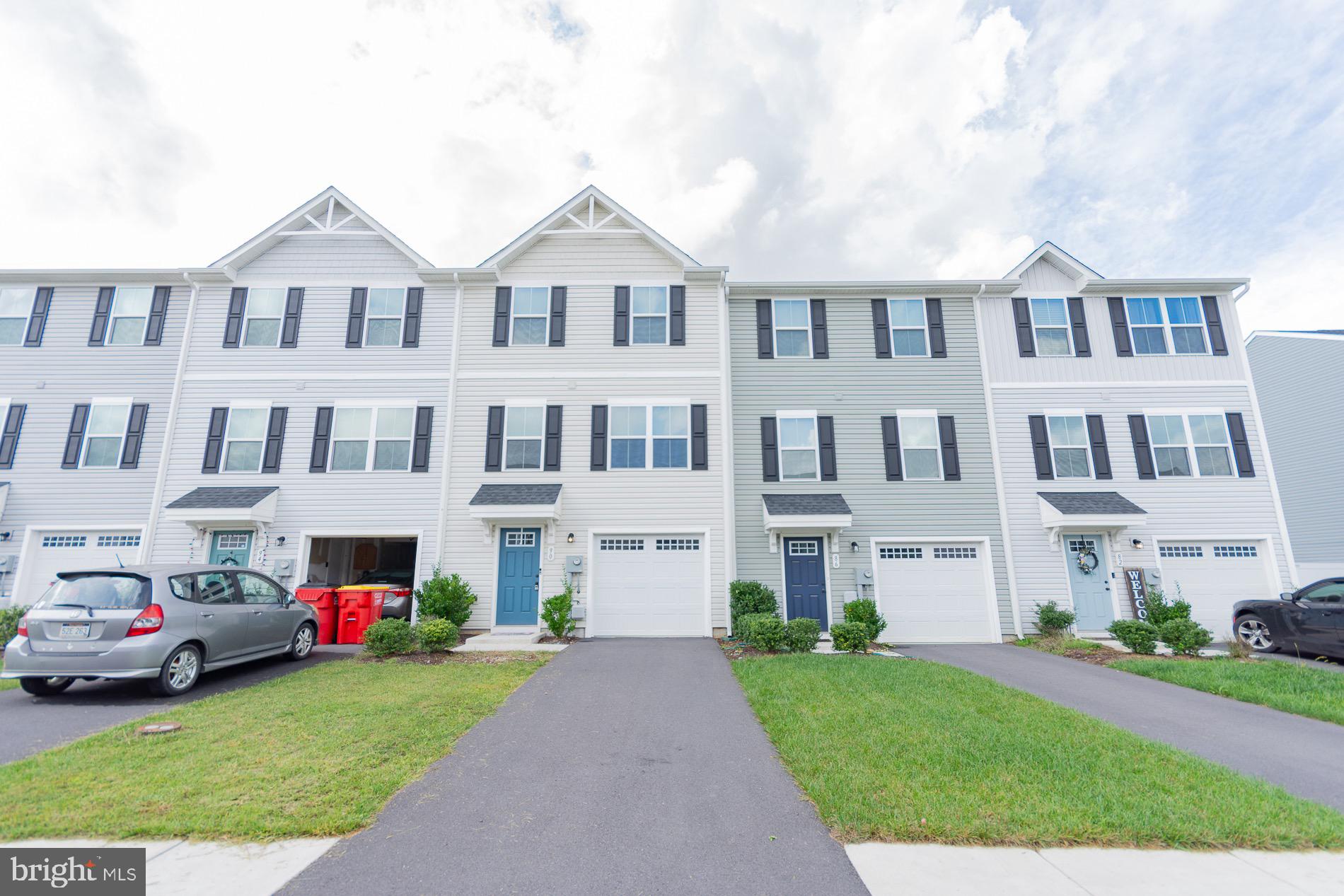 THE LAKES AT MARTINSBURG - Residential