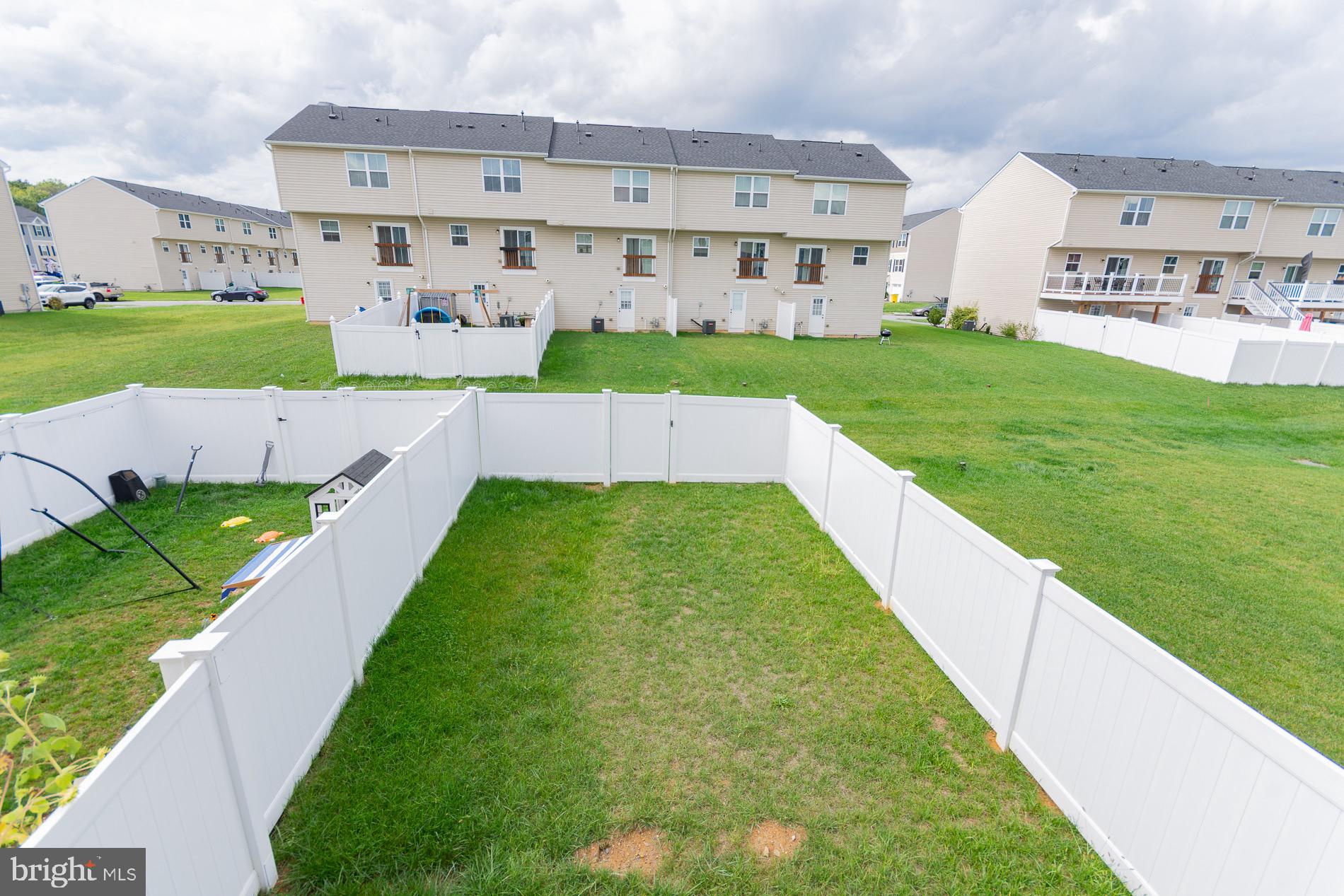 THE LAKES AT MARTINSBURG - Residential