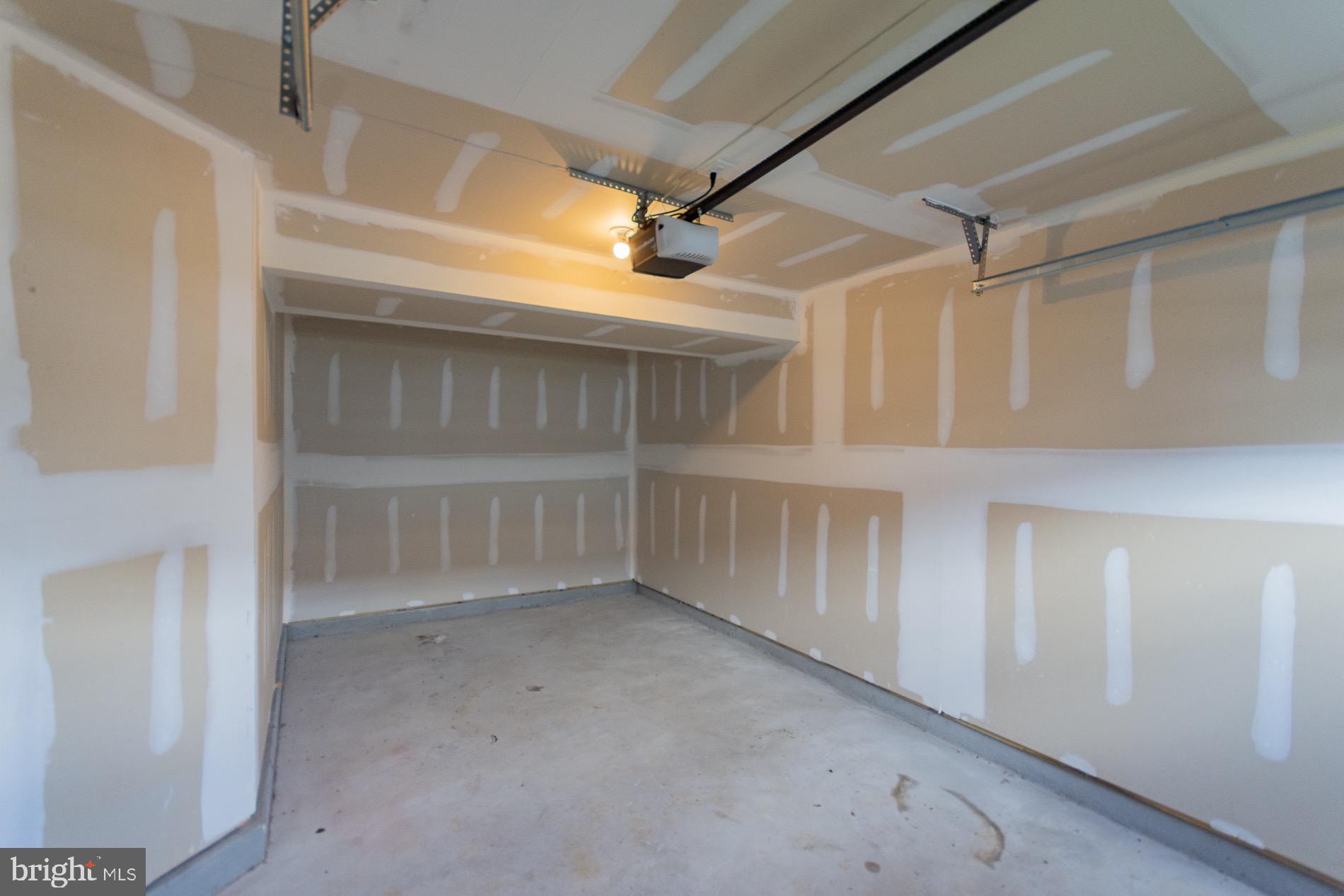 THE LAKES AT MARTINSBURG - Residential