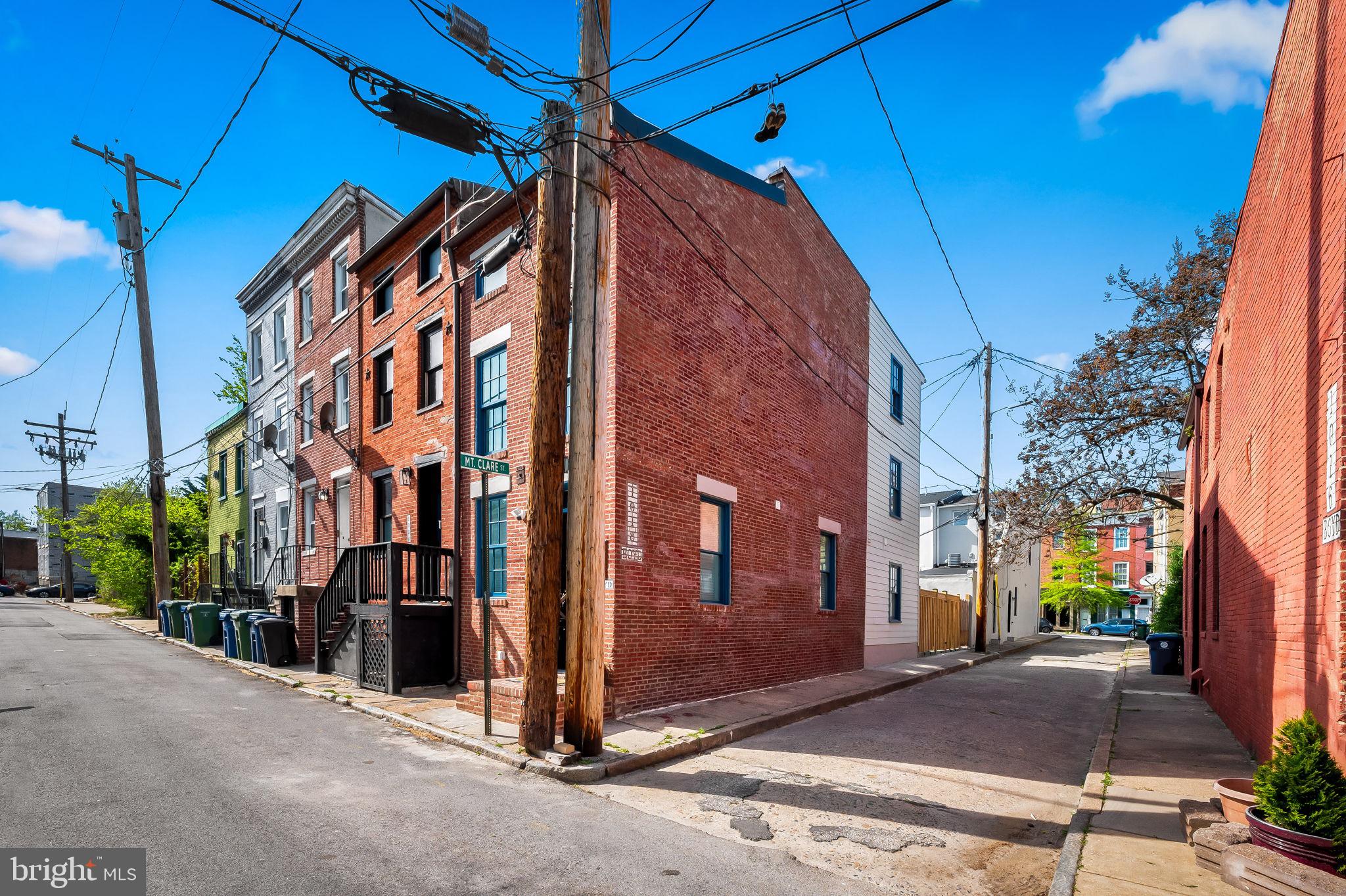 HOLLINS MARKET - Residential