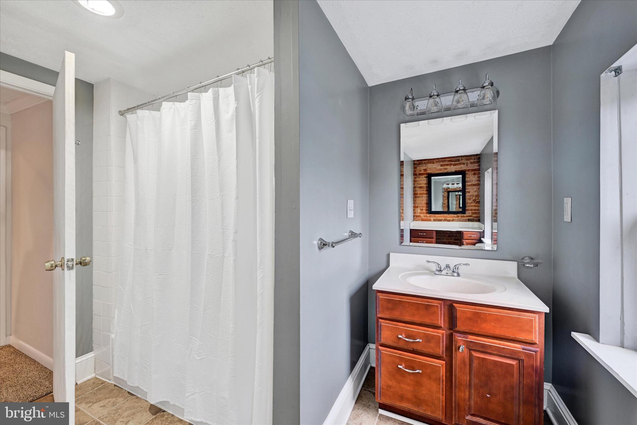 UPPER FELLS POINT - Residential
