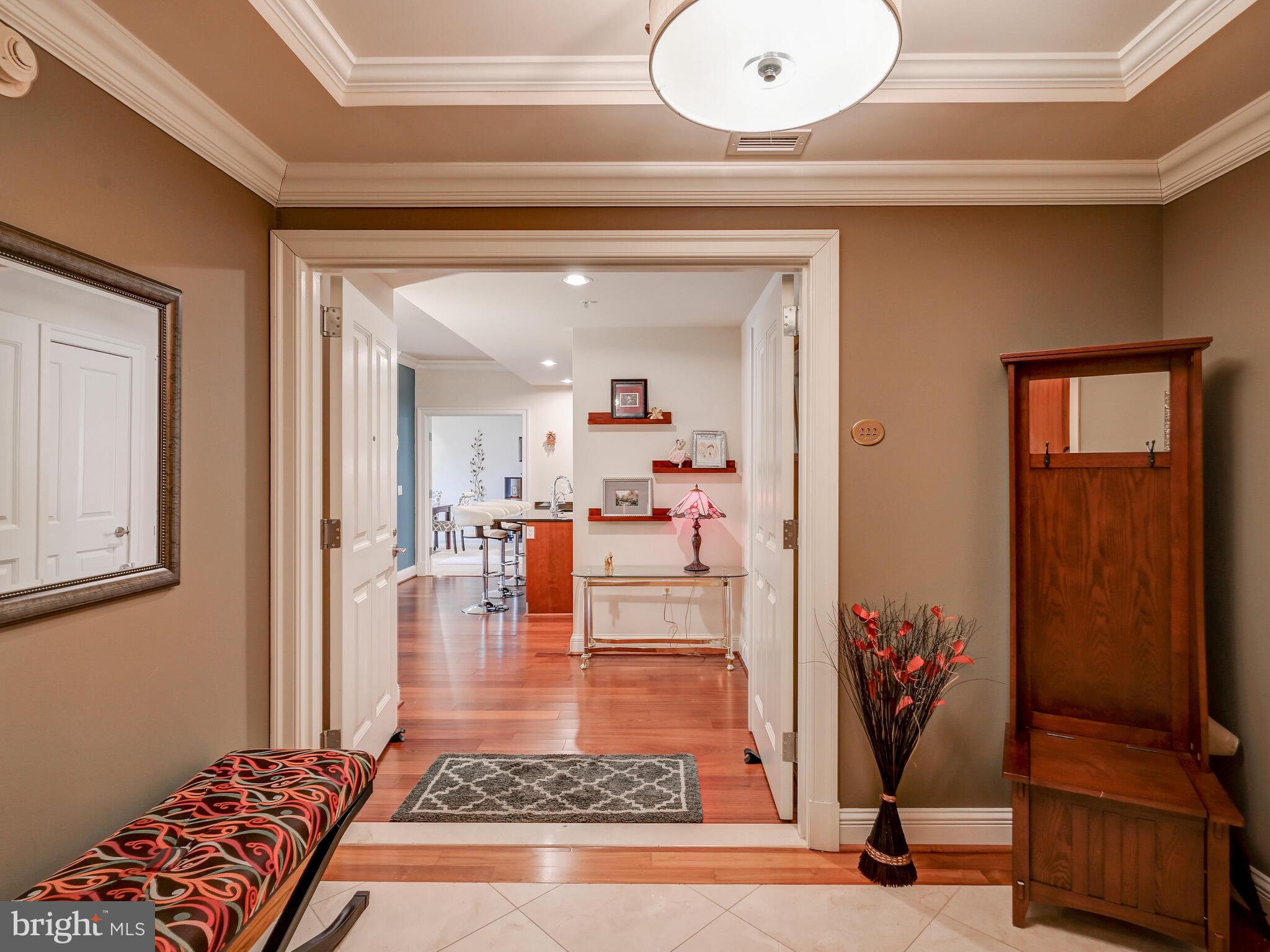 THE RITZ-CARLTON RESIDENCES - Residential