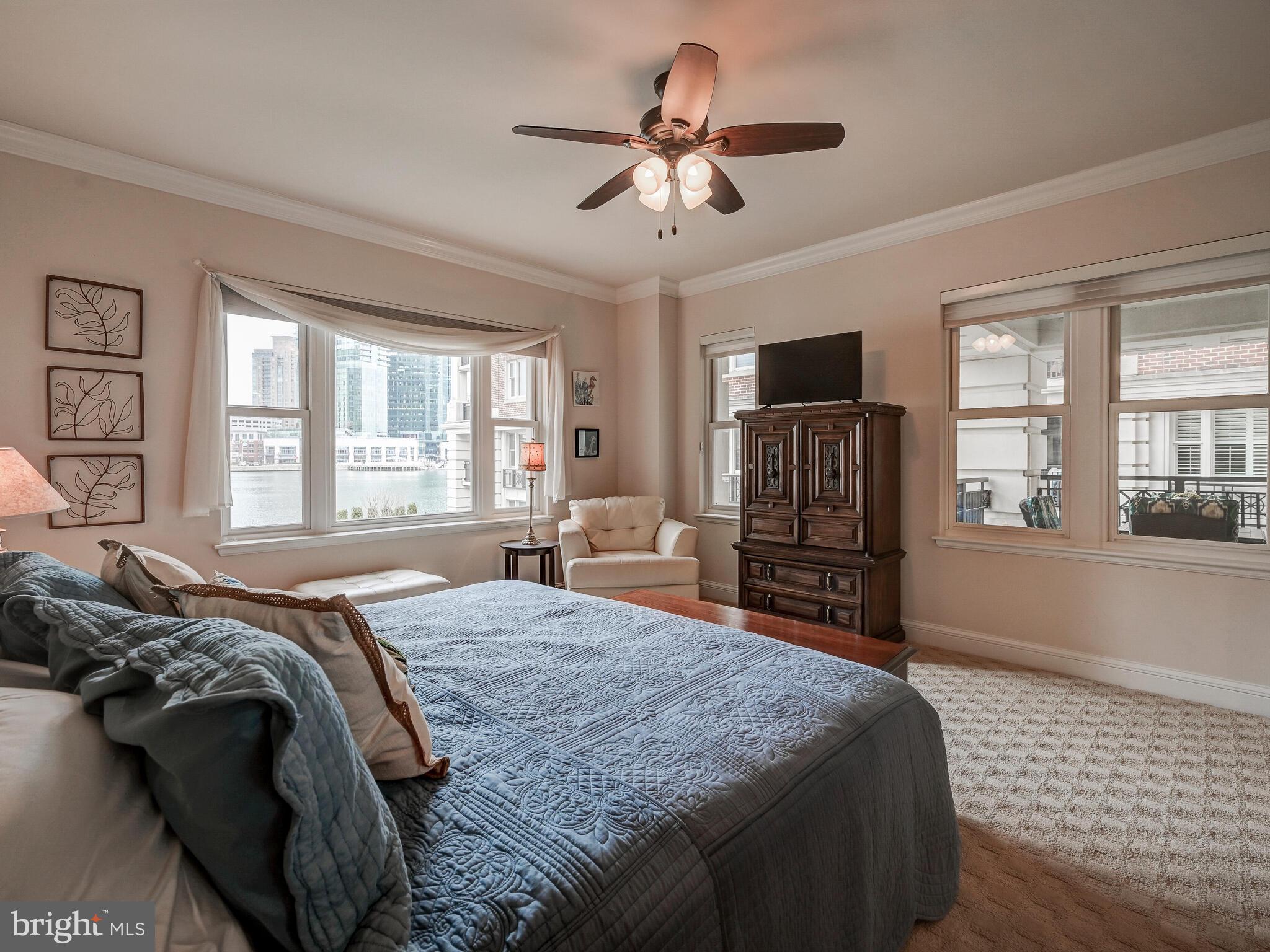 THE RITZ-CARLTON RESIDENCES - Residential