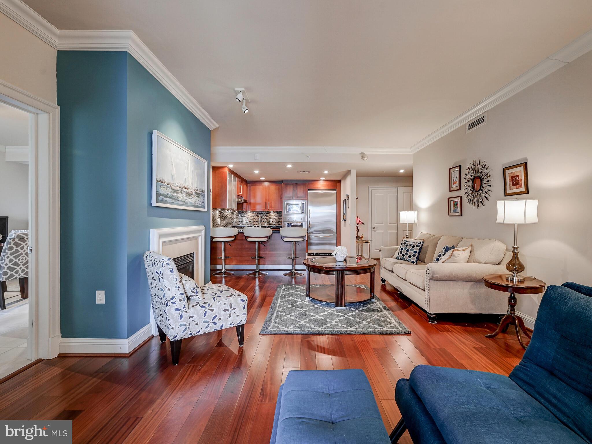 THE RITZ-CARLTON RESIDENCES - Residential