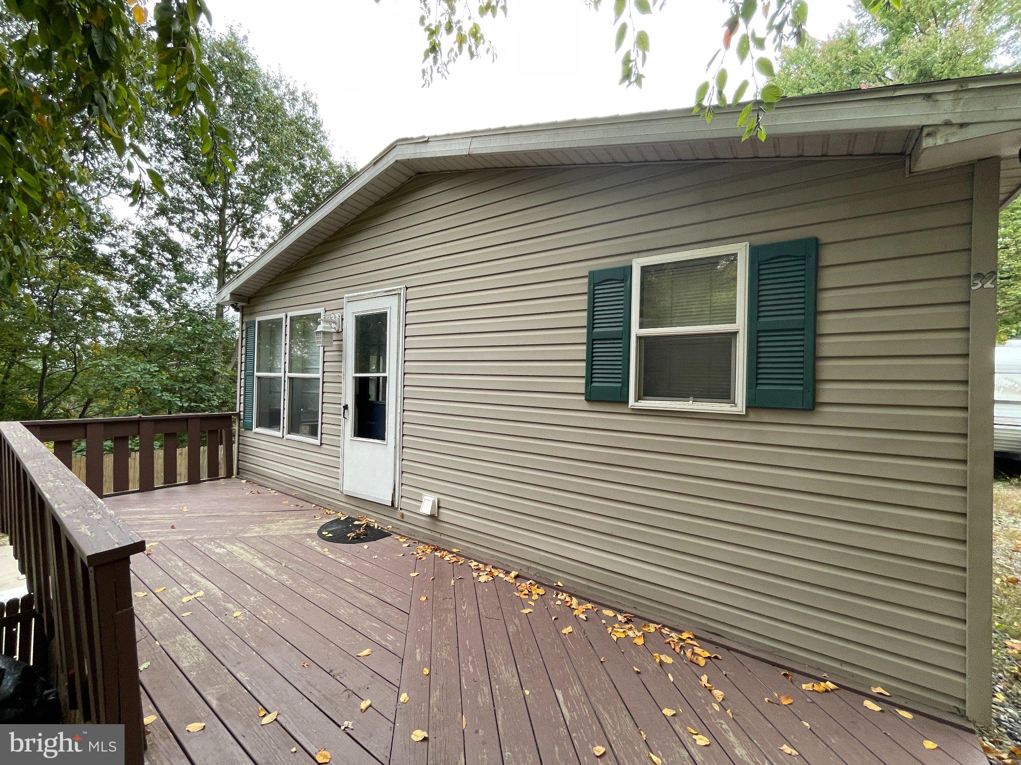 32 JANE AVENUE