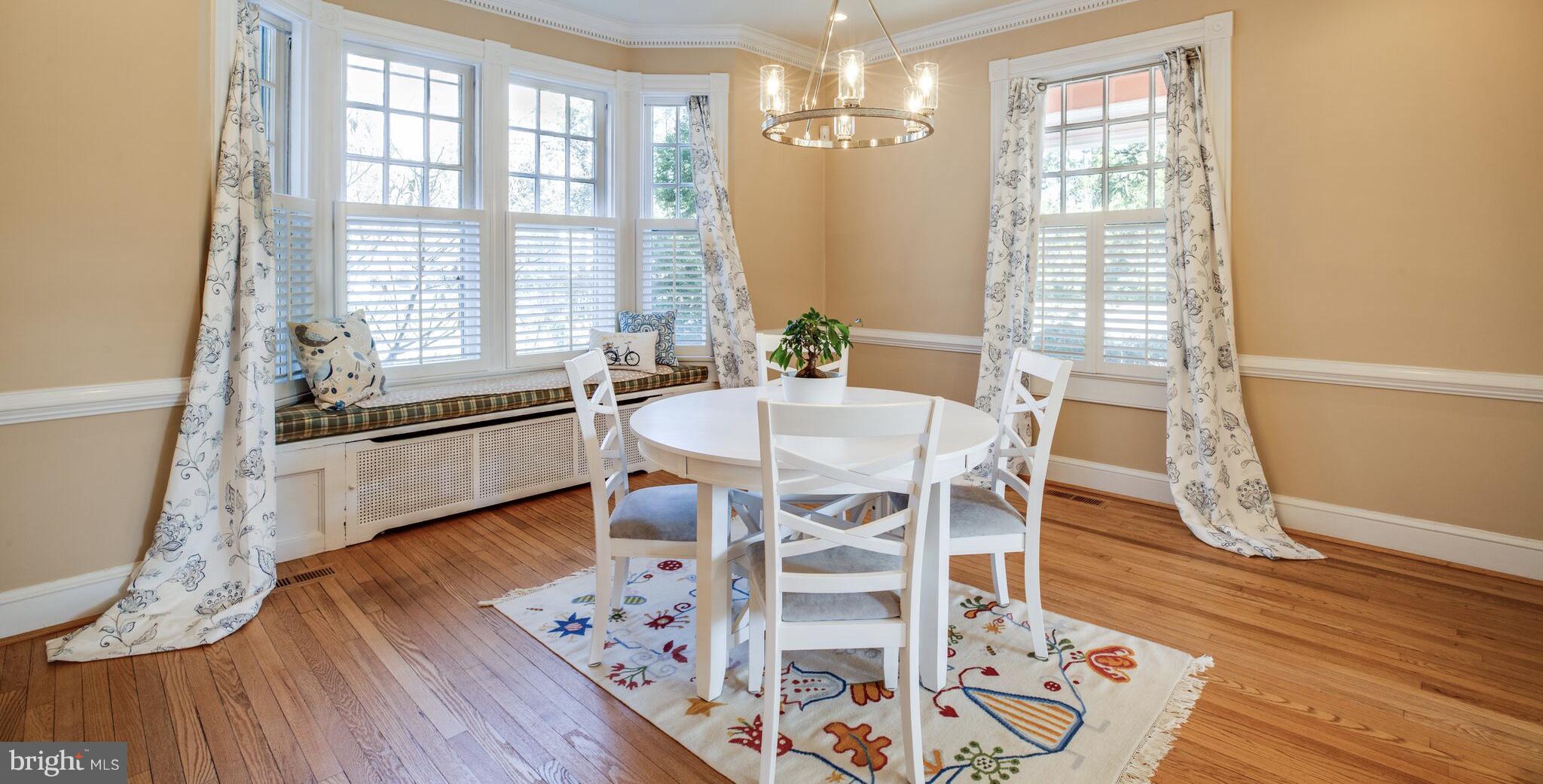 COLLEGE HEIGHTS - Residential