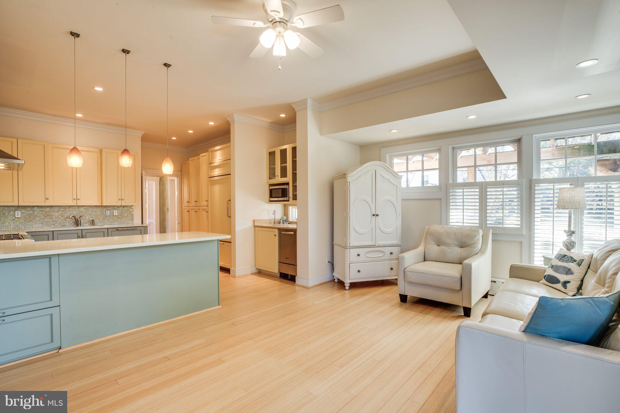 COLLEGE HEIGHTS - Residential