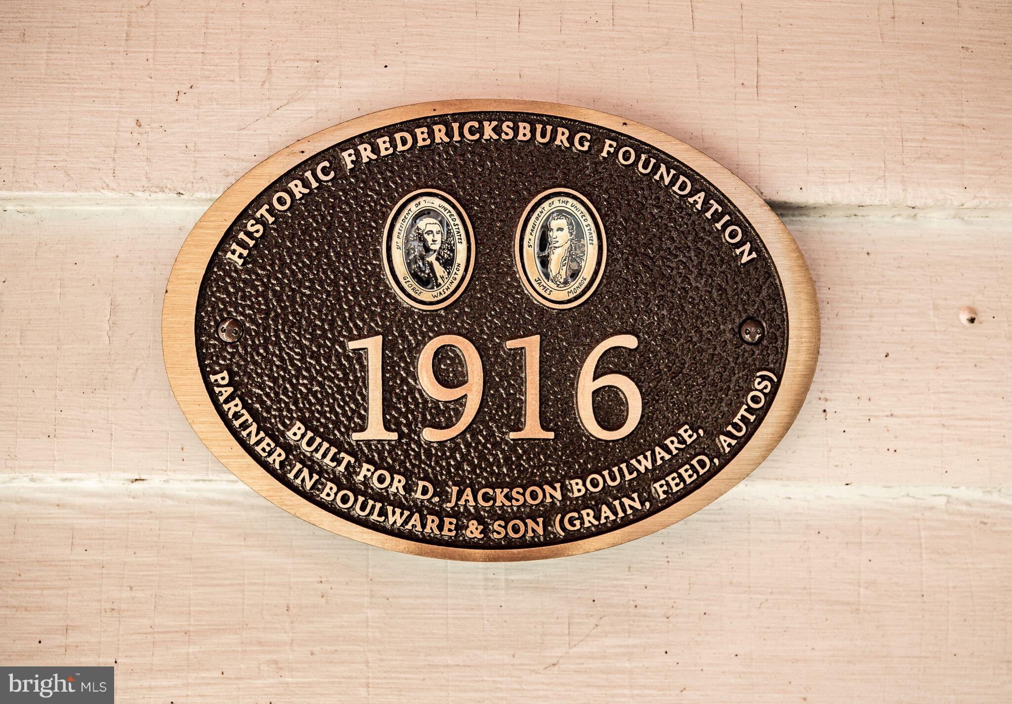 COLLEGE HEIGHTS - Residential