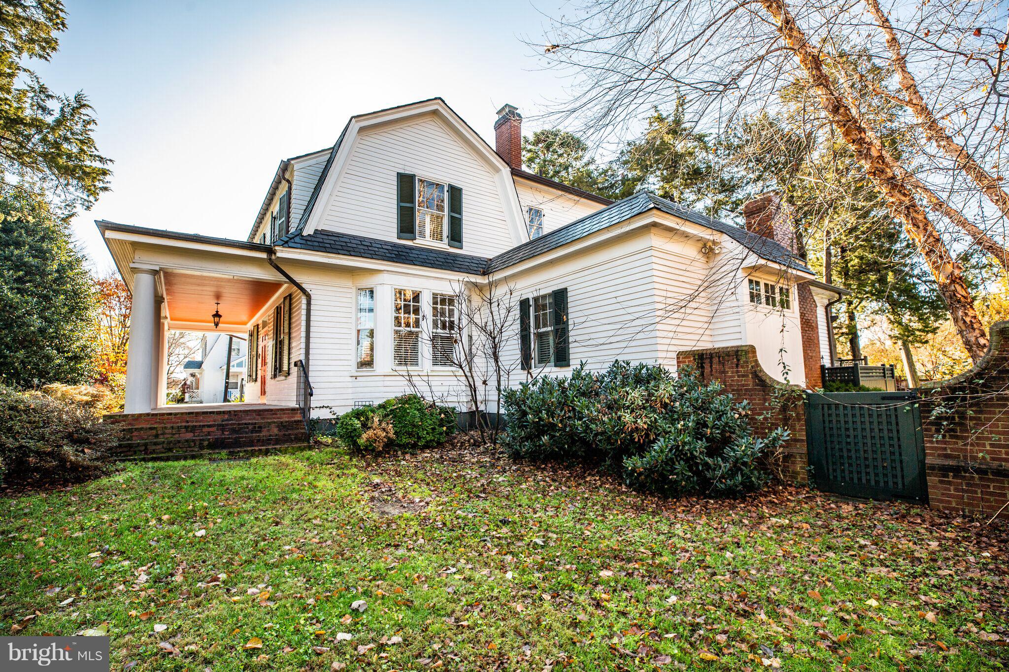 COLLEGE HEIGHTS - Residential