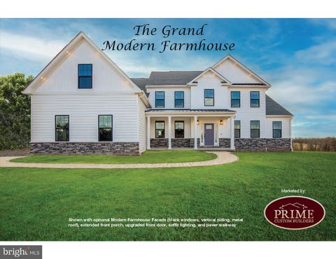 Homes For Sale - 16 Holcombe Grove Road<br/> Hunterdon County, LAMBERTVILLE, NJ 08530